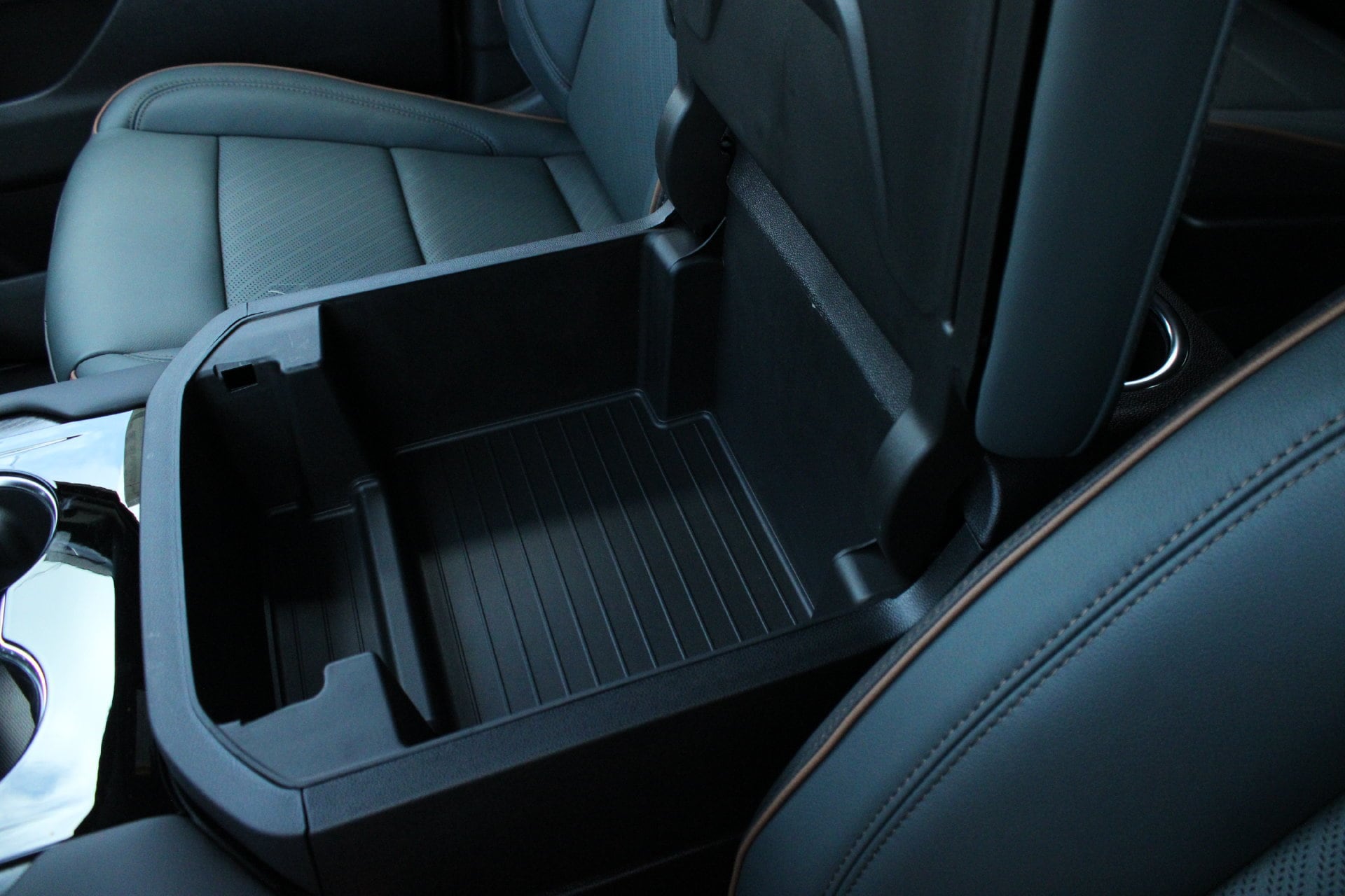 2026 GMC Yukon AT4 - Photo 52