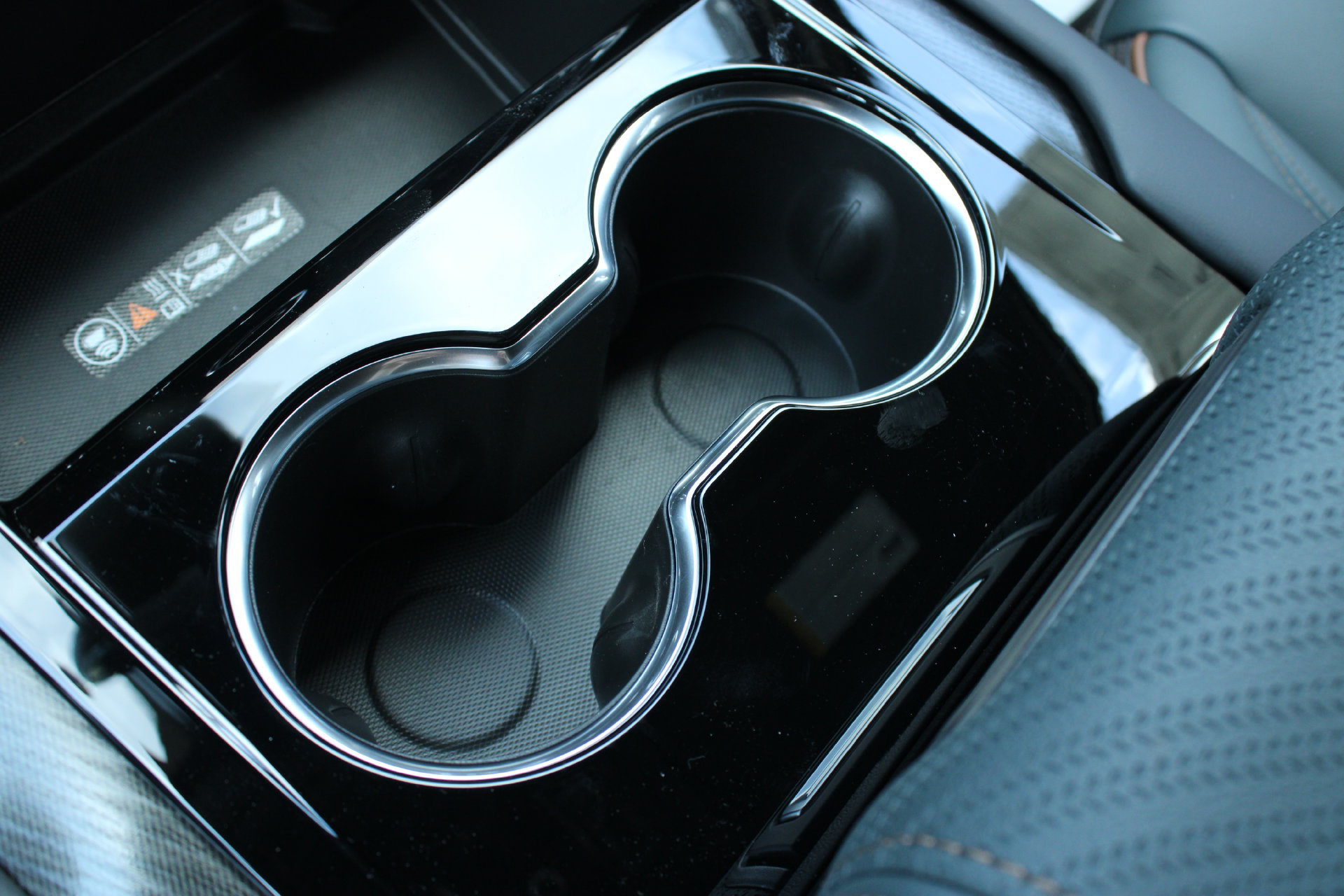 2026 GMC Yukon AT4 - Photo 50