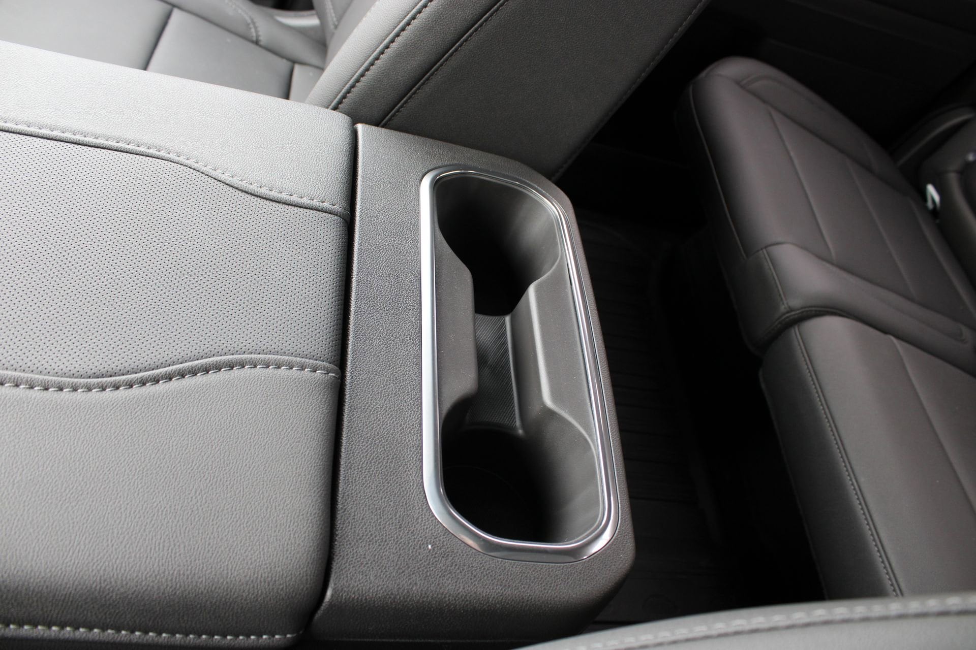 2026 GMC Sierra 1500 SLT - Photo 53