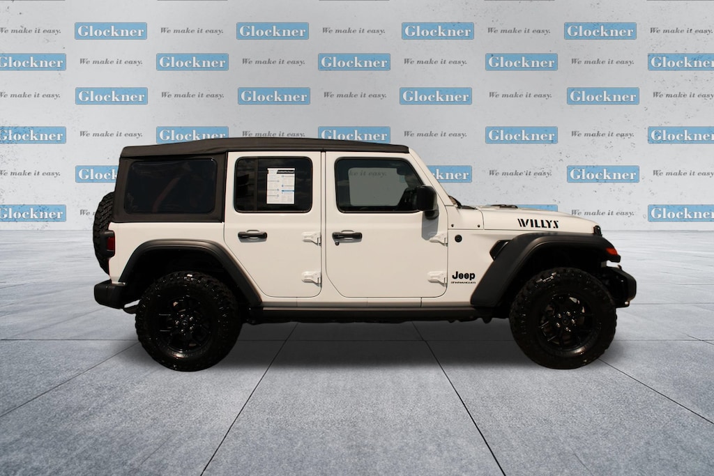 Used 2025 Jeep Wrangler Willys SUV