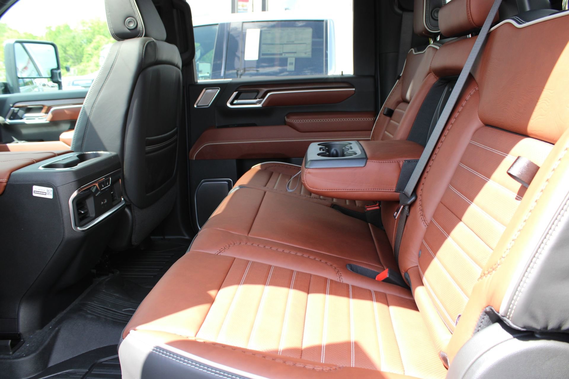 2026 GMC Sierra 3500HD Denali Ultimate - Photo 20