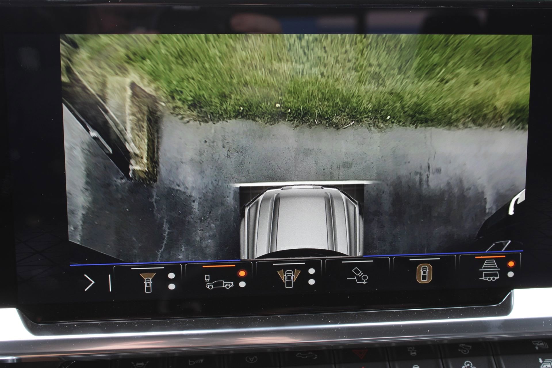 2026 GMC Sierra 1500 SLT - Photo 40