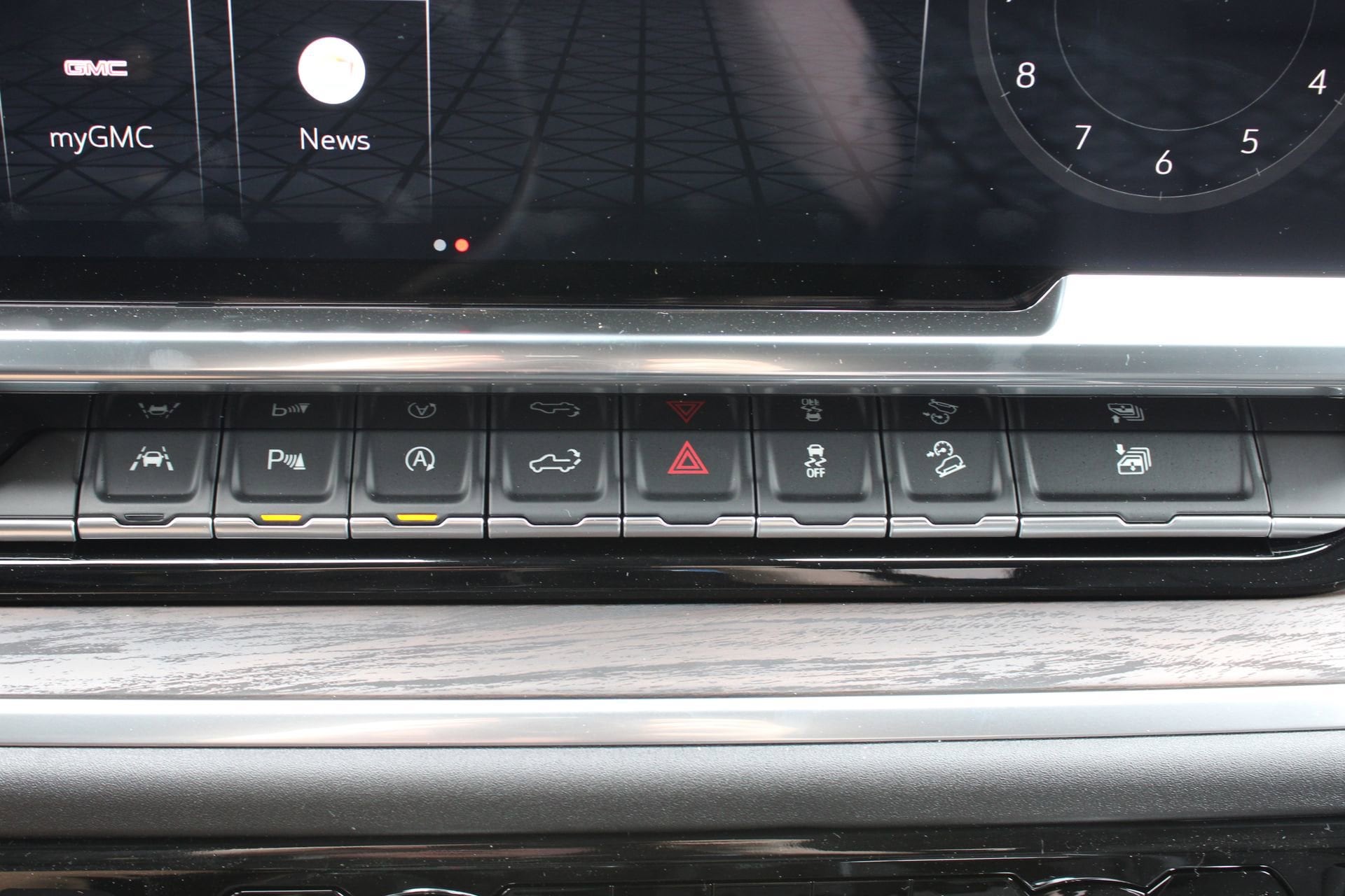 2026 GMC Sierra 1500 SLT - Photo 46