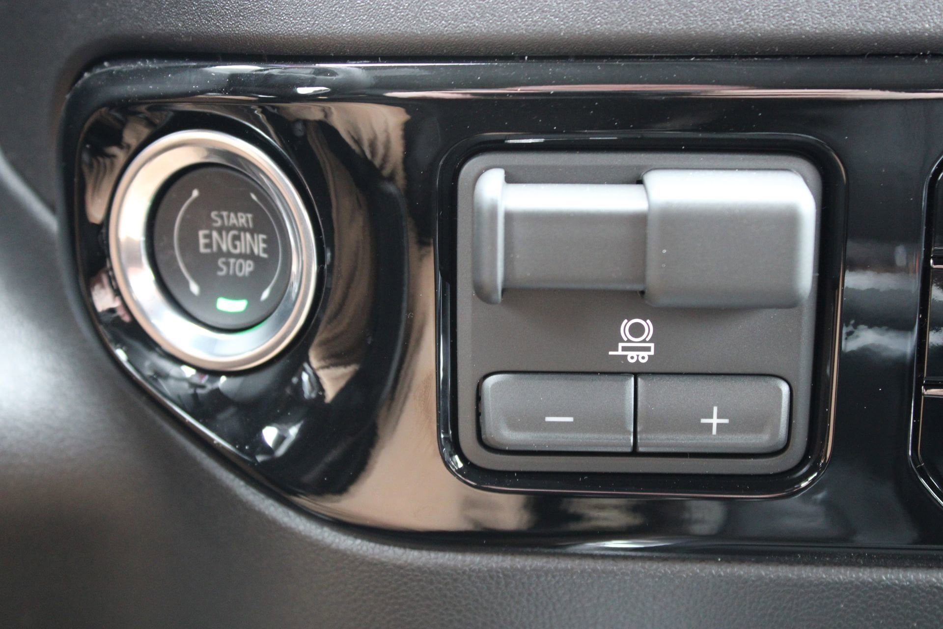 2026 GMC Sierra 1500 SLT - Photo 47