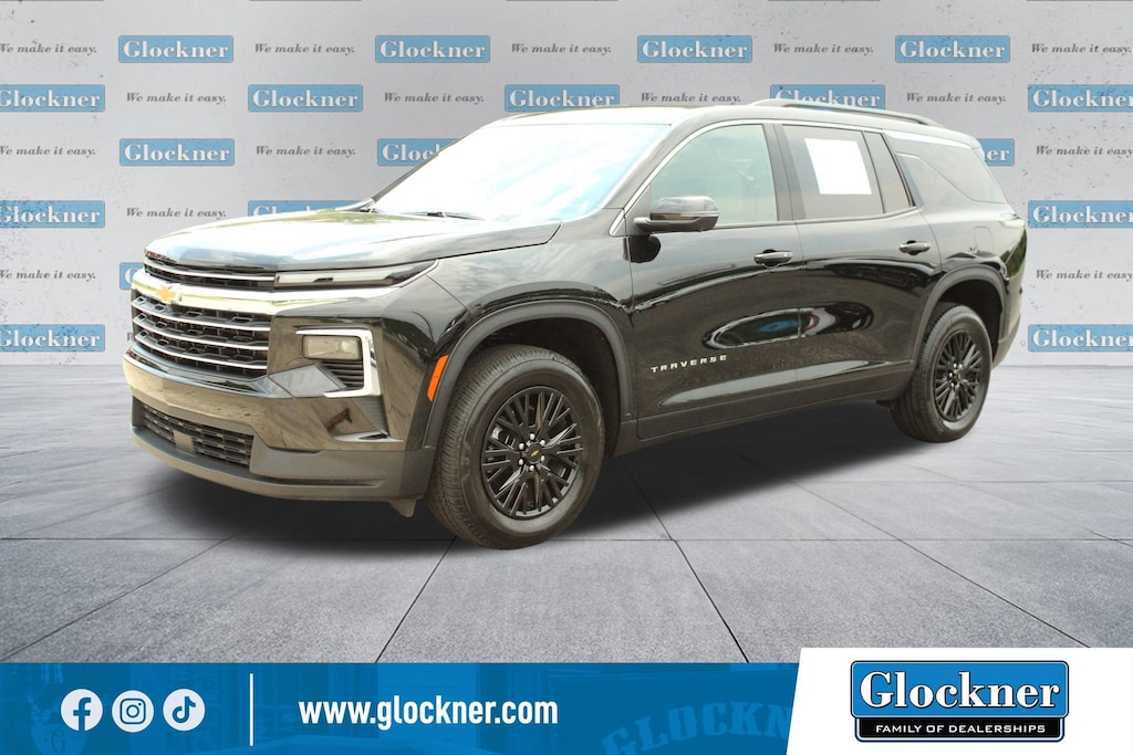 Used 2026 Chevrolet Traverse LT SUV