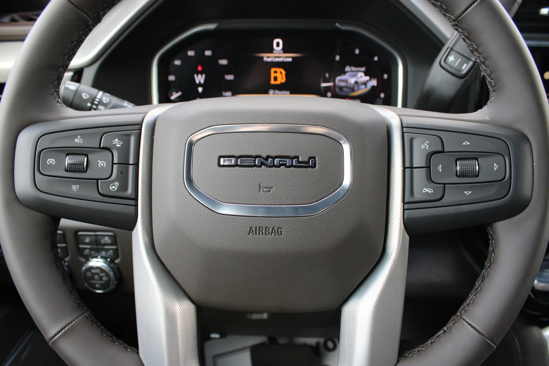 2026 GMC Sierra 2500HD Denali - Photo 32