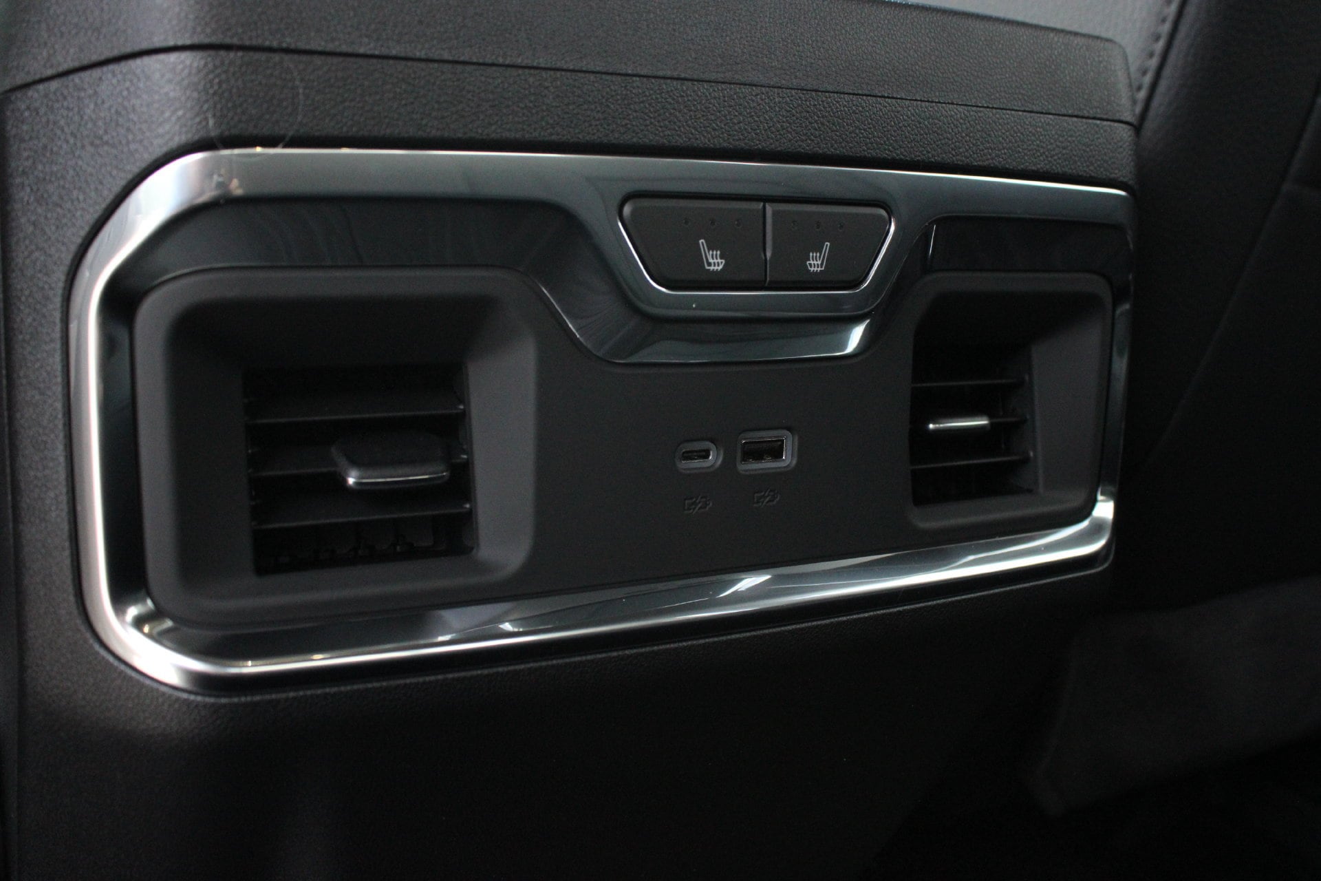 2026 GMC Sierra 2500HD Denali - Photo 21