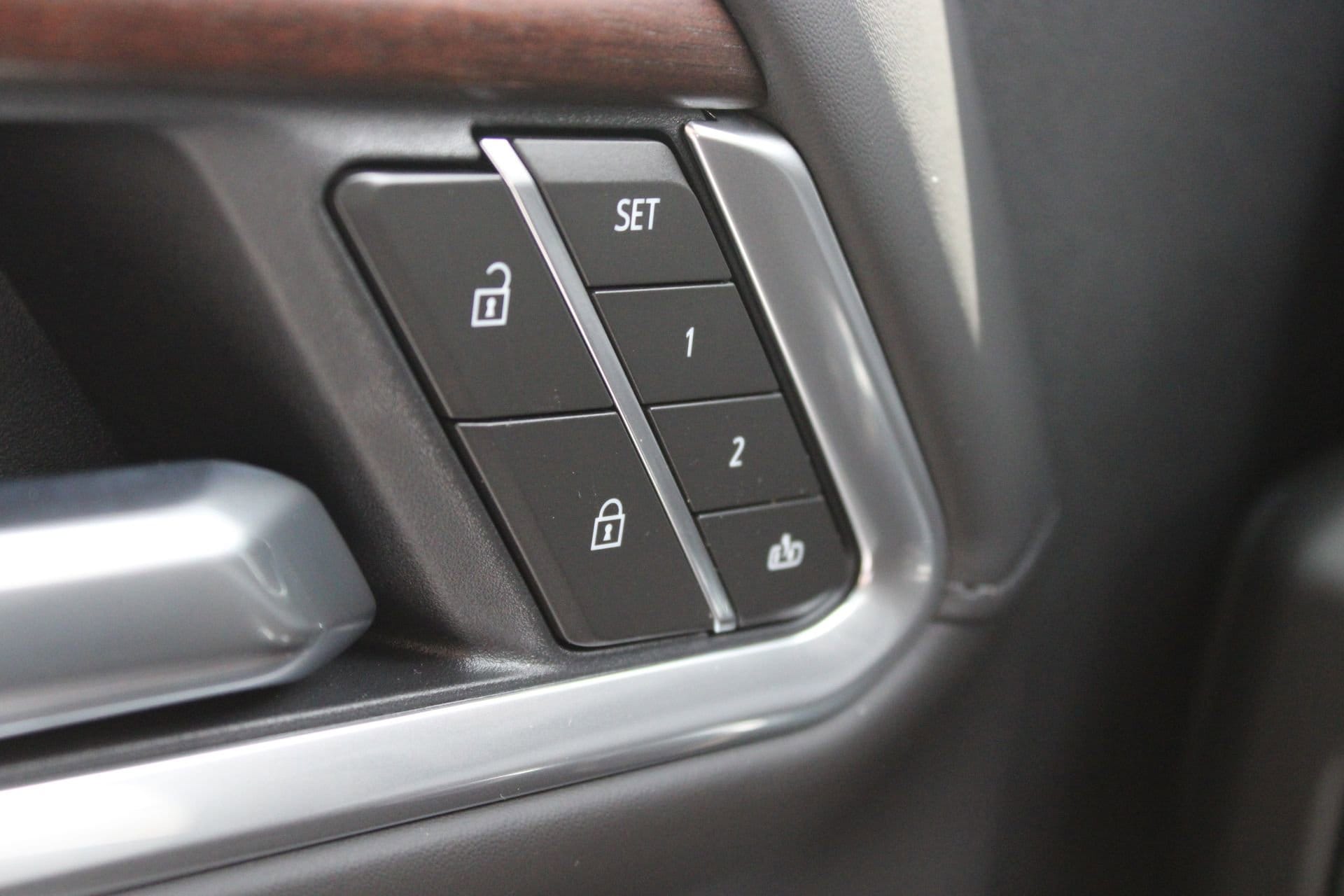 2026 GMC Sierra 3500HD Denali Ultimate - Photo 24