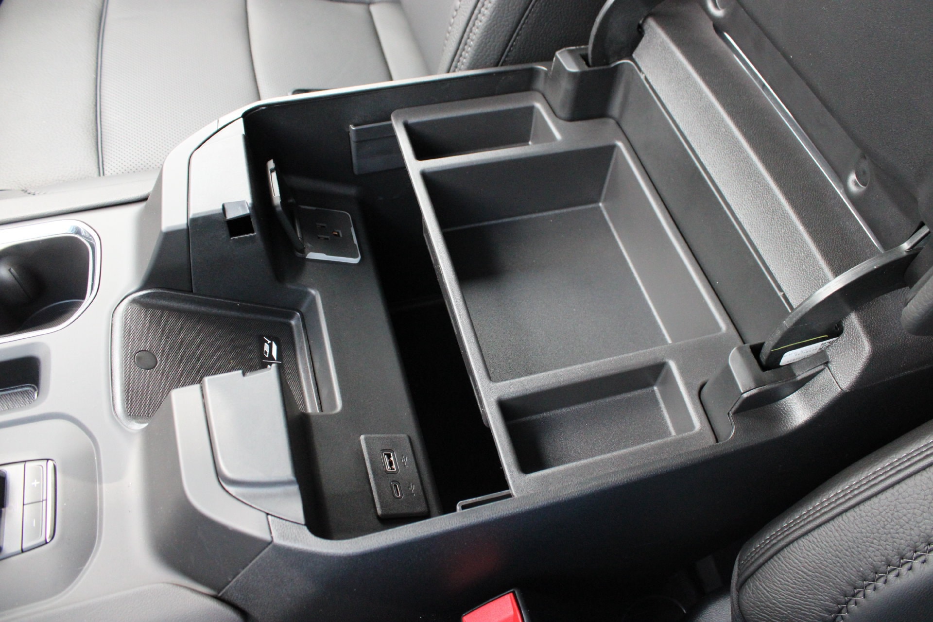 2026 GMC Sierra 2500HD Denali - Photo 43