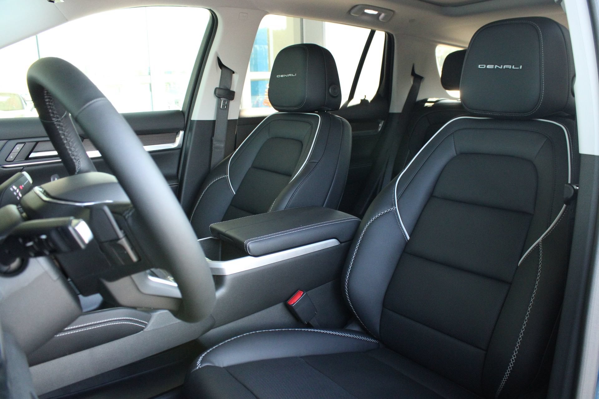 2027 GMC Terrain Denali - Photo 15