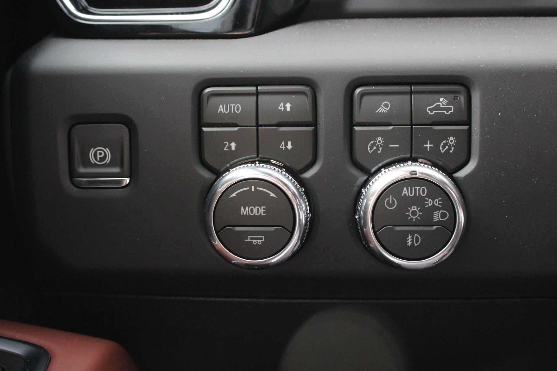 2026 GMC Sierra 3500HD Denali Ultimate - Photo 26