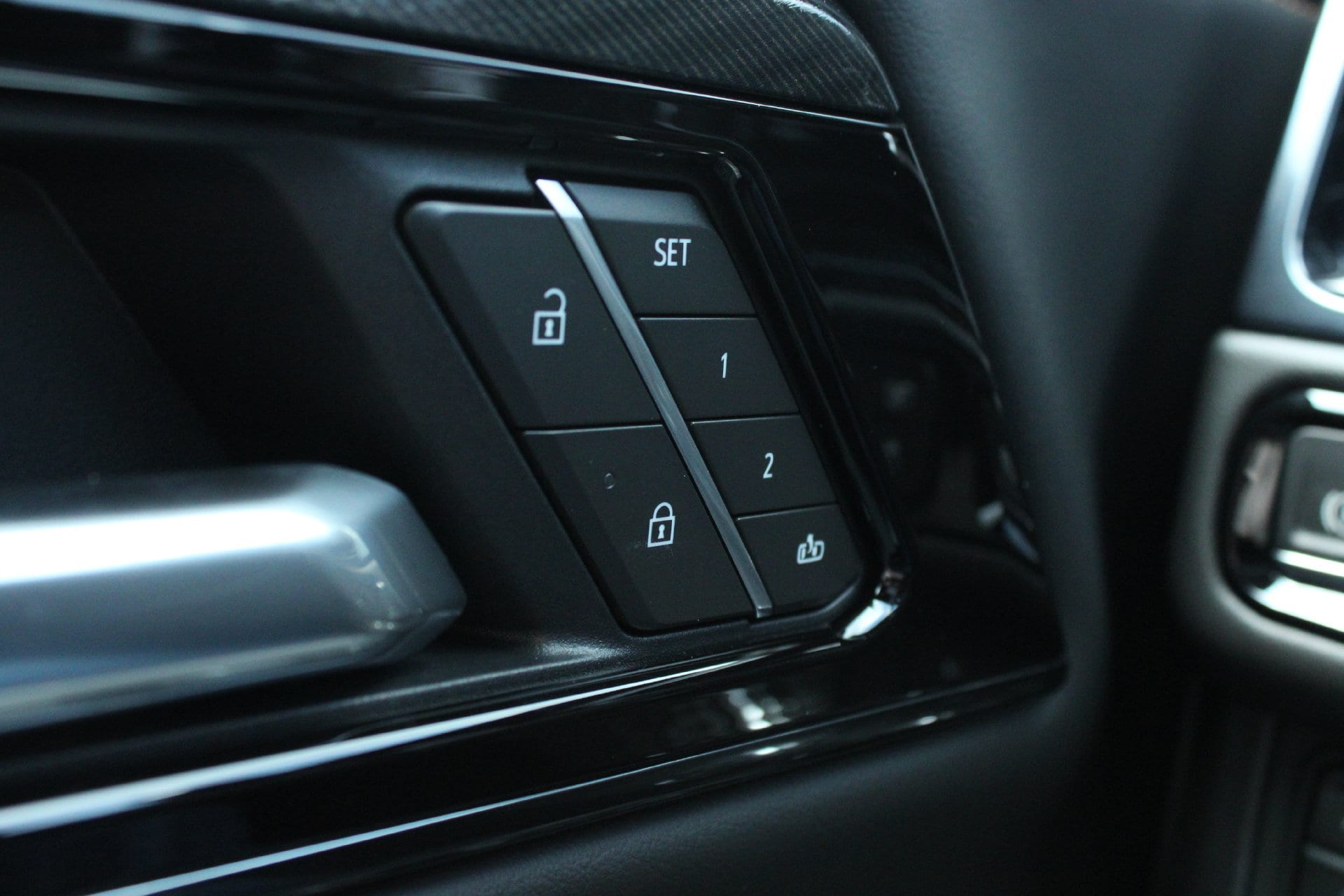 2026 GMC Yukon AT4 - Photo 30