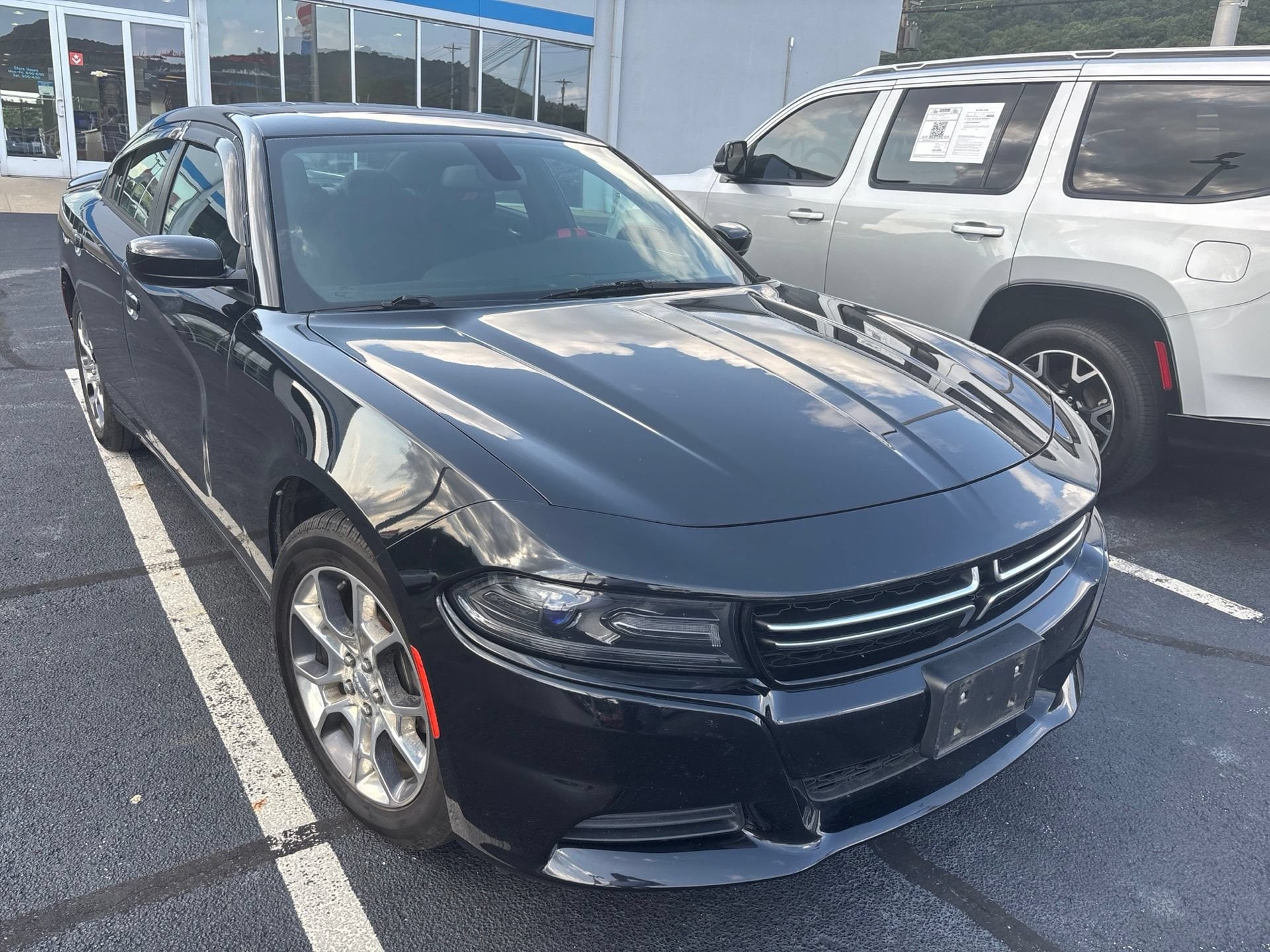 Used 2016 Dodge Charger SE with VIN 2C3CDXFG0GH113018 for sale in Portsmouth, OH