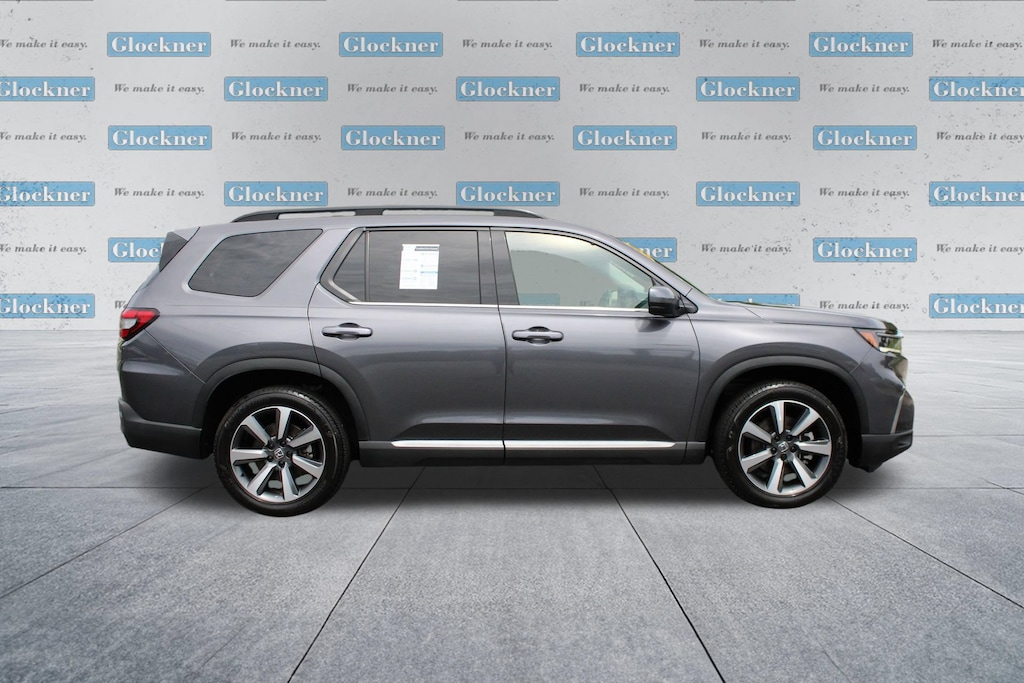 Used 2025 Honda Pilot Elite SUV