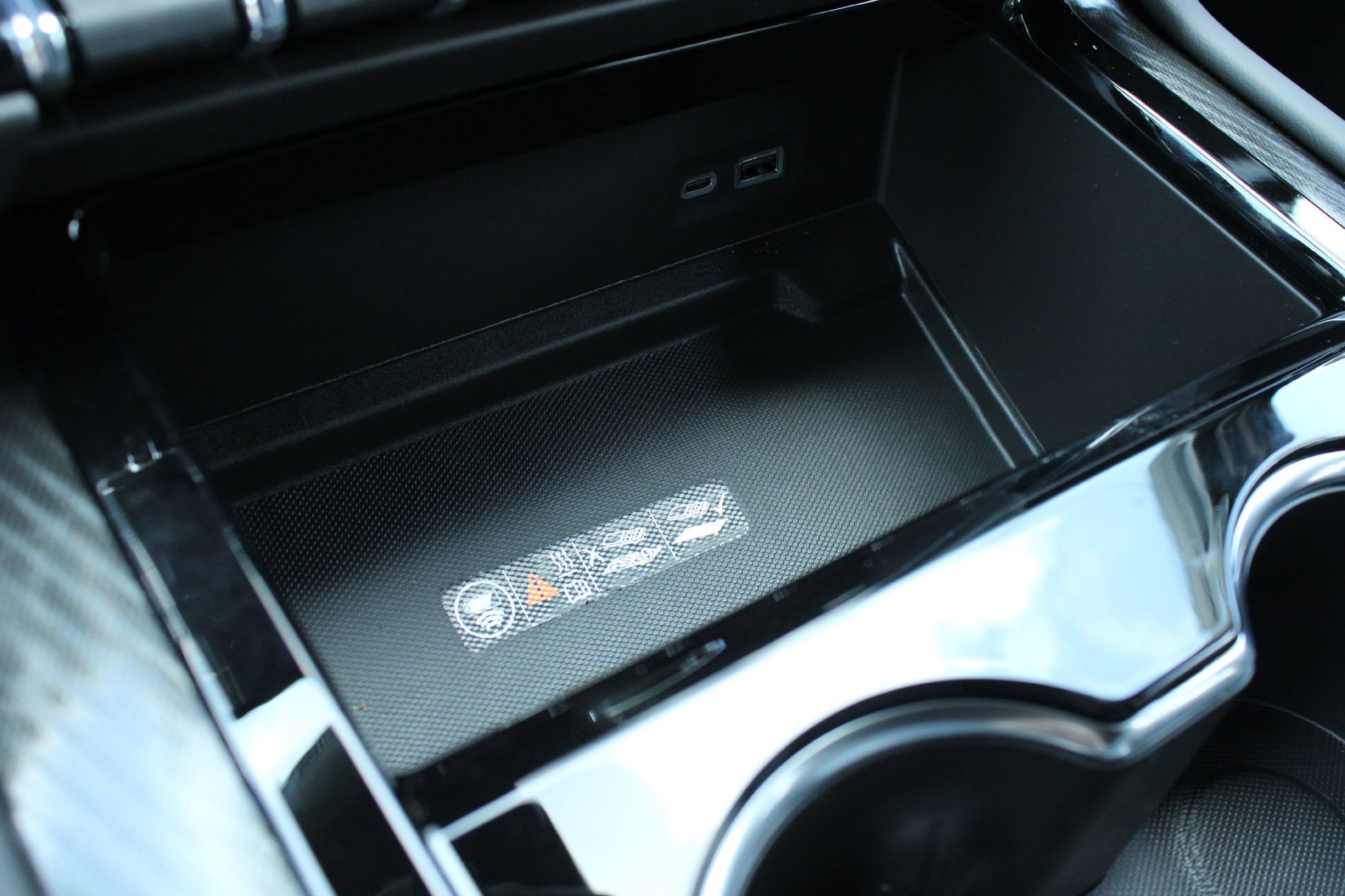 2026 GMC Yukon AT4 - Photo 49