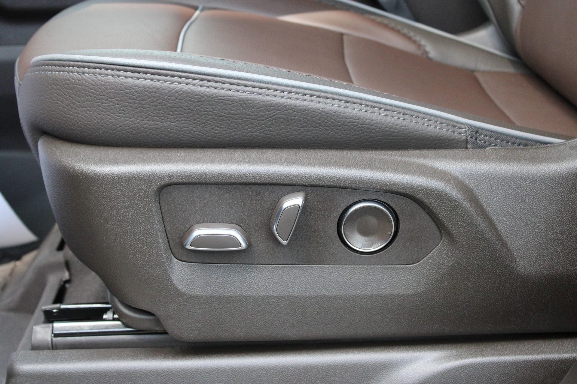 2026 GMC Sierra 2500HD Denali - Photo 16
