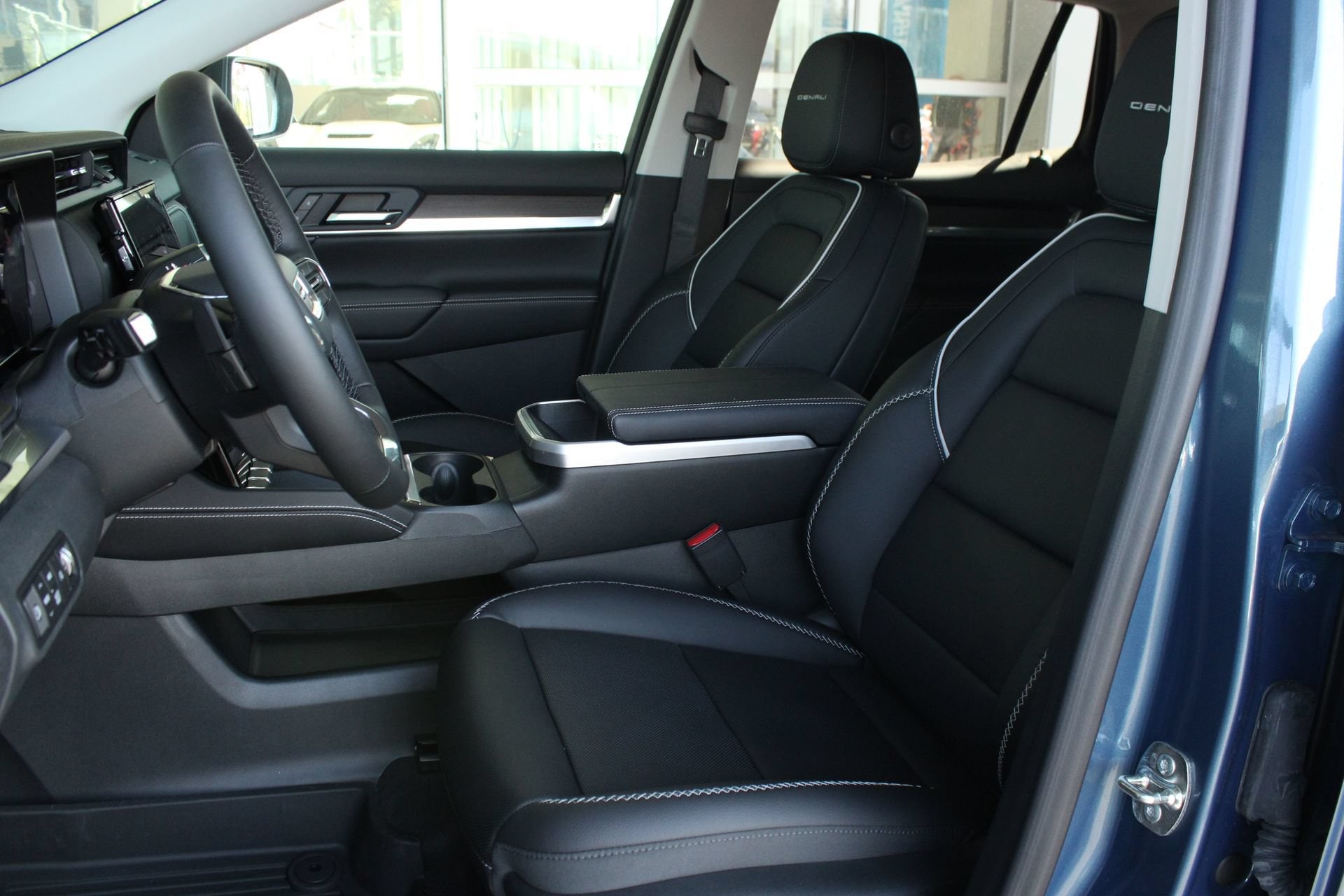 2027 GMC Terrain Denali - Photo 16