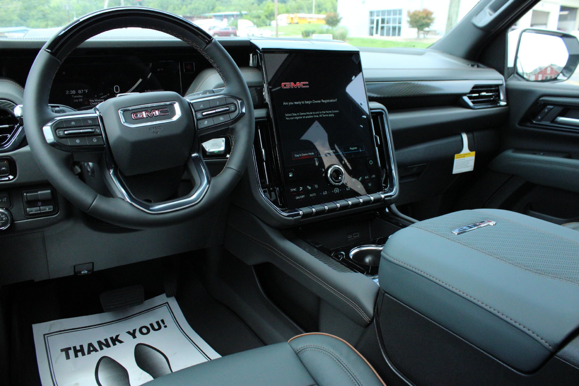 2026 GMC Yukon AT4 - Photo 27