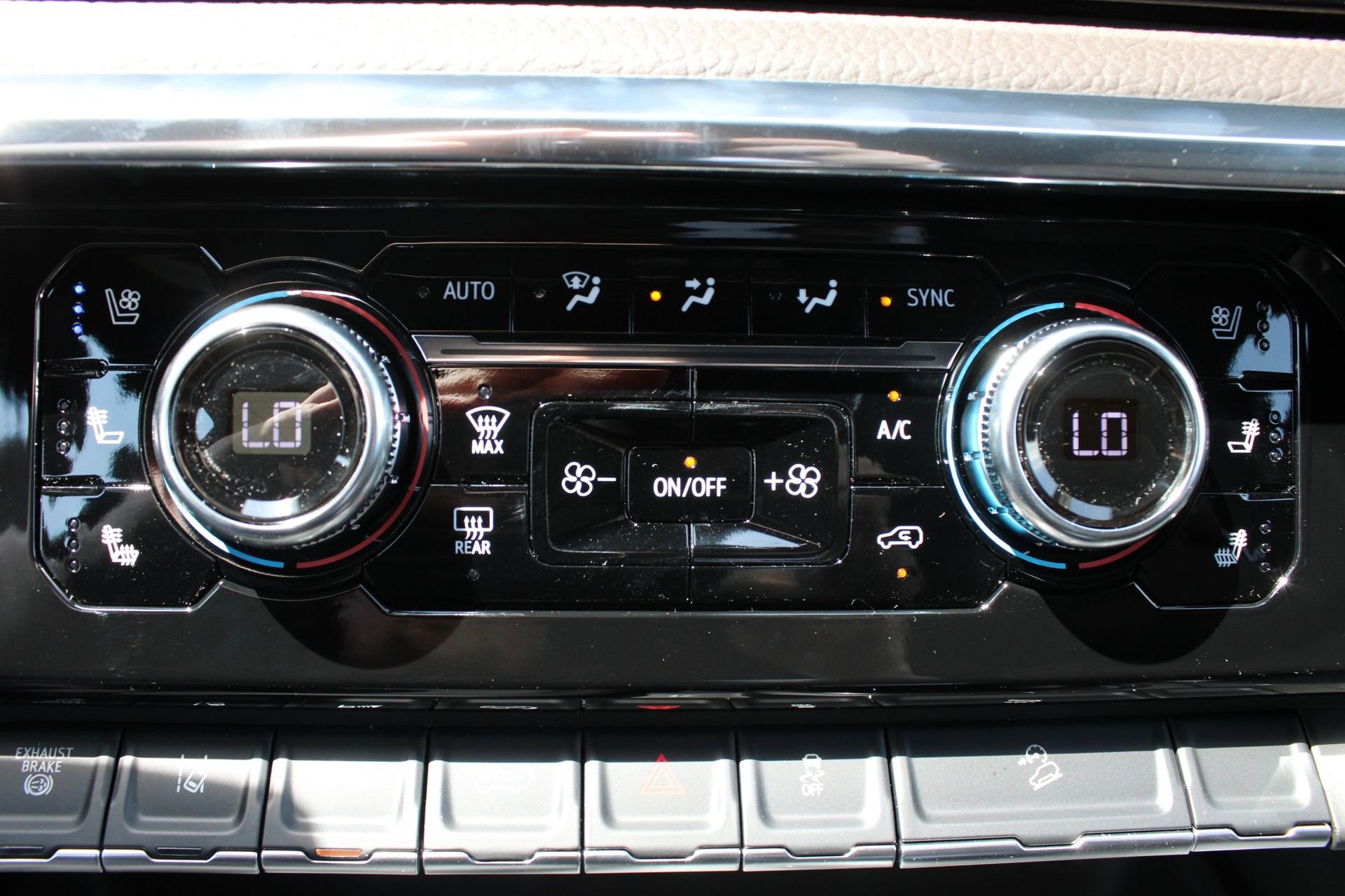 2026 GMC Sierra 2500HD Denali - Photo 45