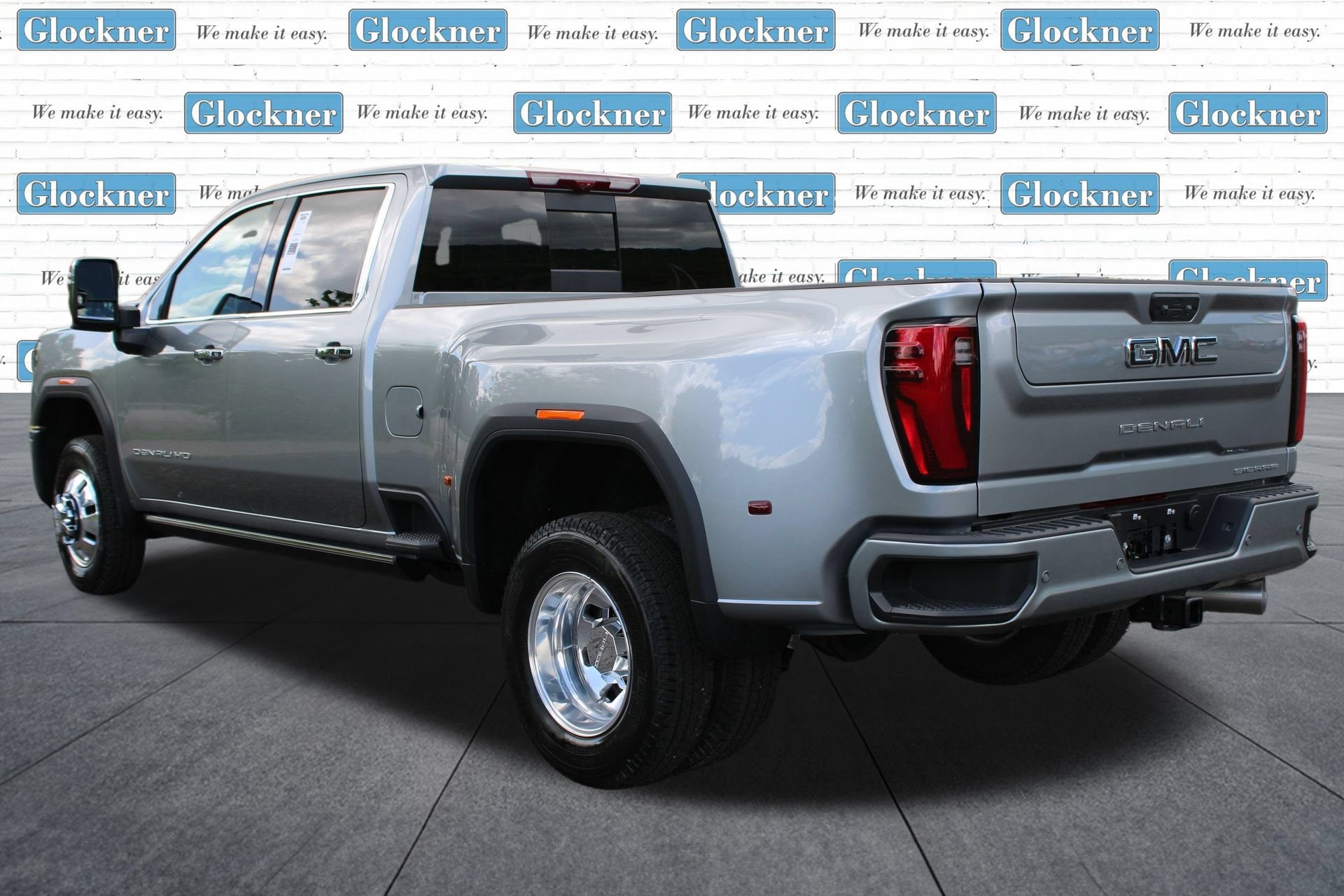 2026 GMC Sierra 3500HD Denali Ultimate - Photo 8