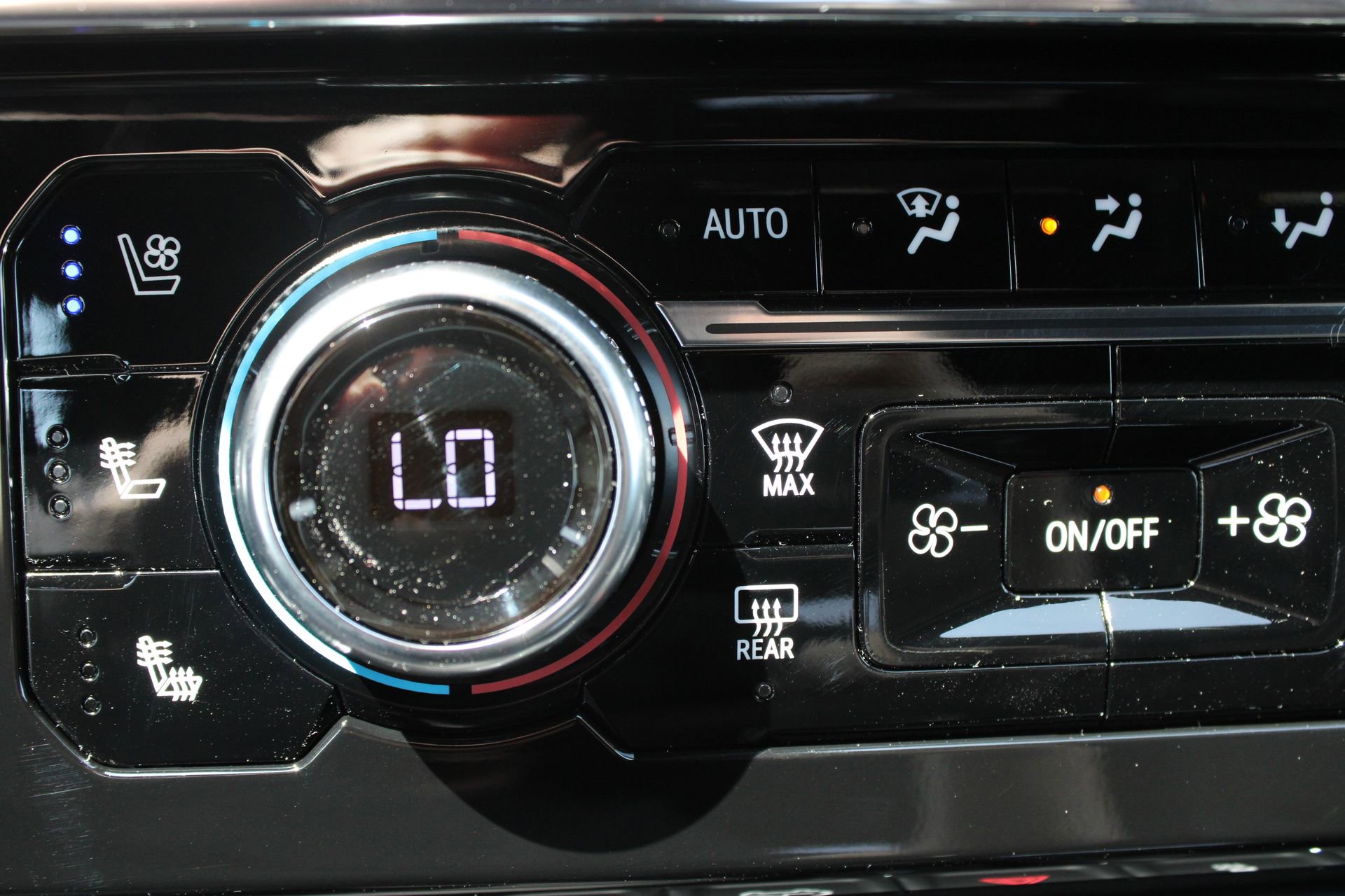 2026 GMC Sierra 2500HD Denali - Photo 46