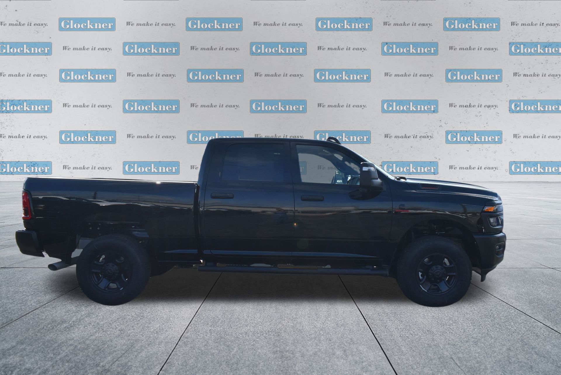 2025 Ram 2500 Tradesman photo 4