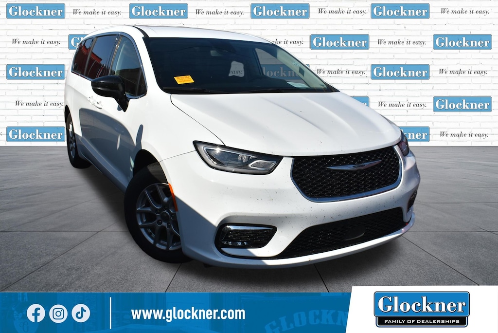 Used 2023 Chrysler Pacifica Touring L Minivan/Van