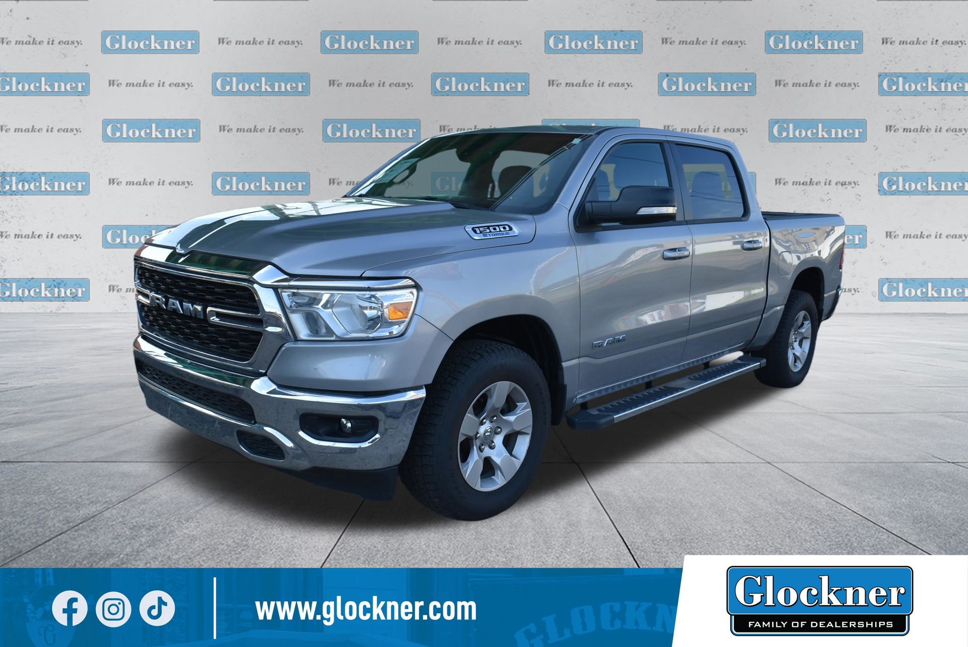 2022 RAM 1500 Big Horn/Lone Star 4x4 Crew Cab 5'7's photo
