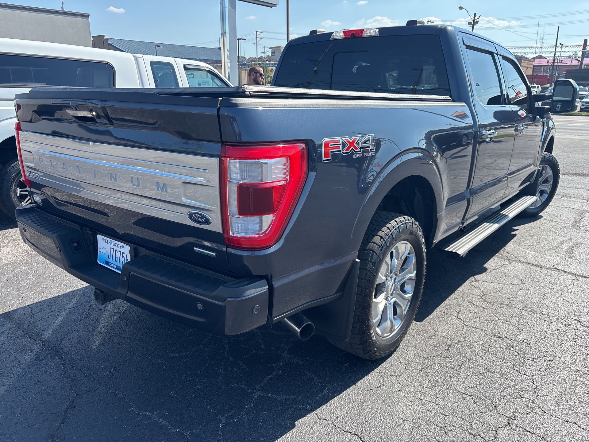 2021 Ford F-150 Platinum photo 2