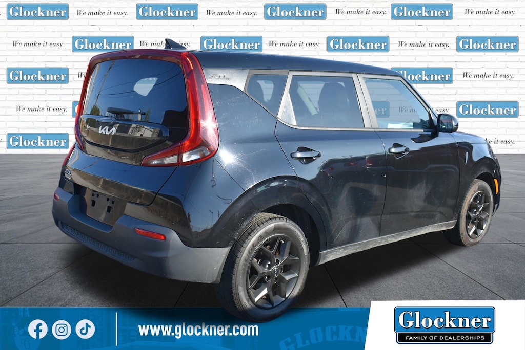Used 2022 Kia Soul LX Hatchback