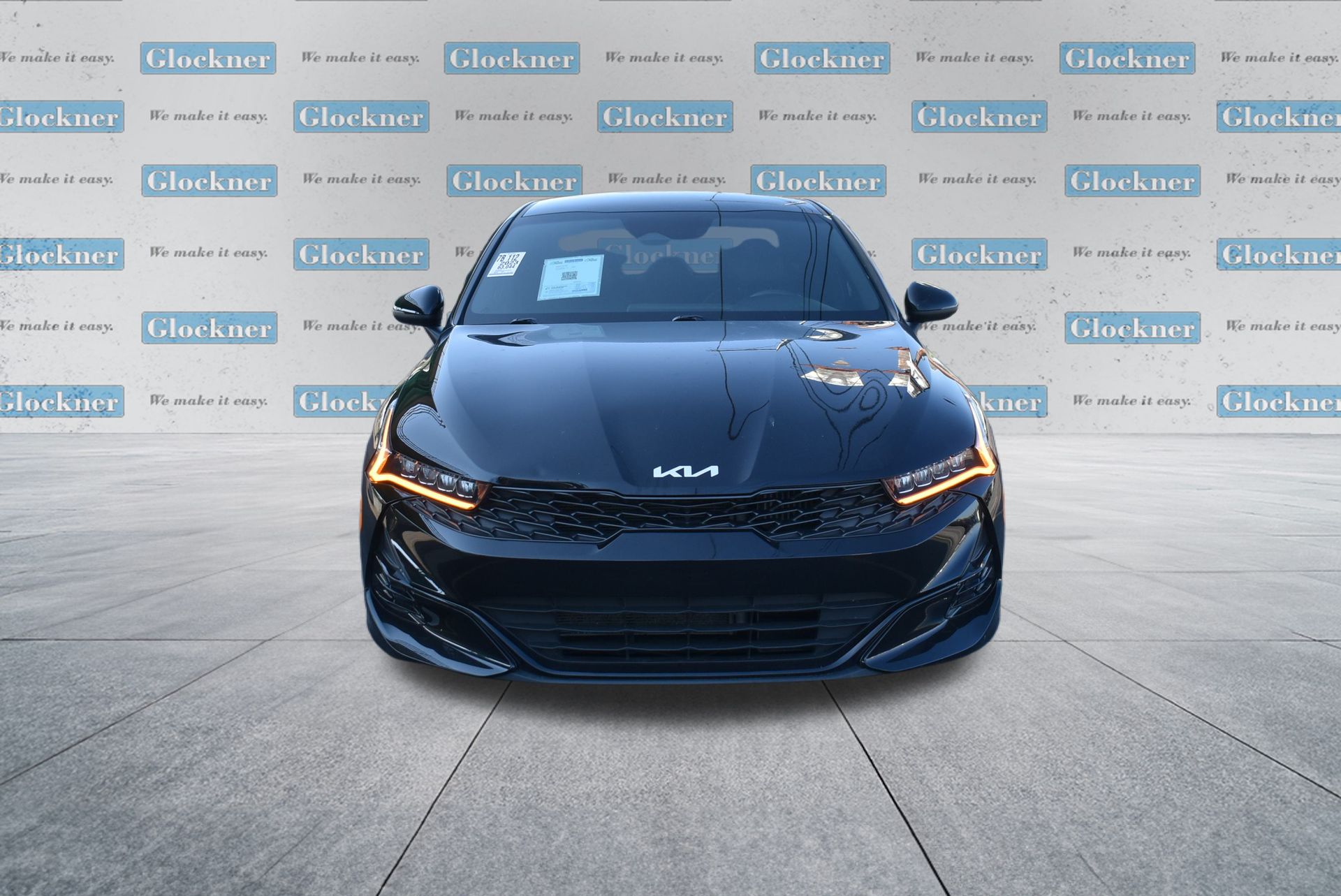 2023 Kia K5 GT-Line photo 2