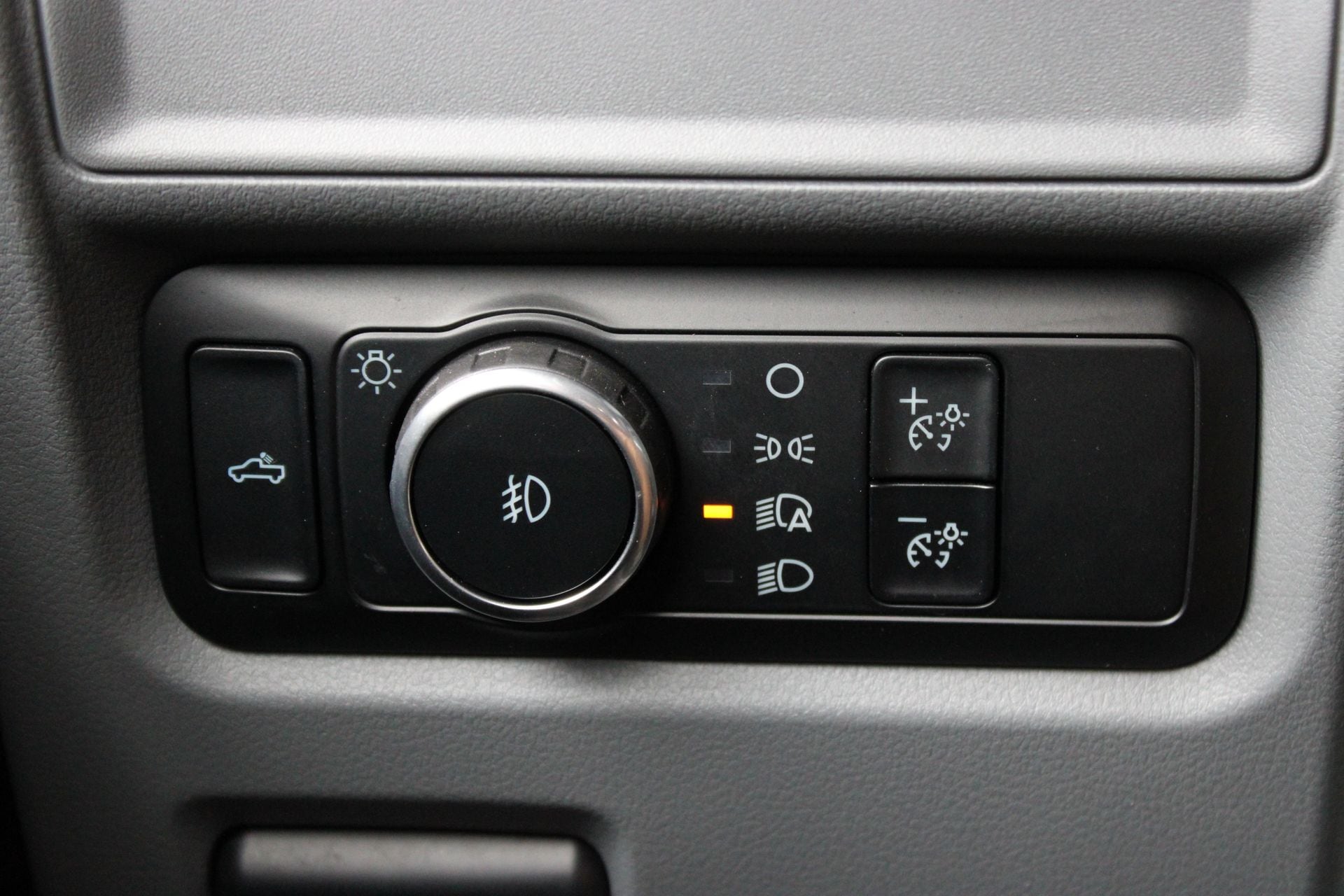 2024 Ford F-150 XLT - Photo 28