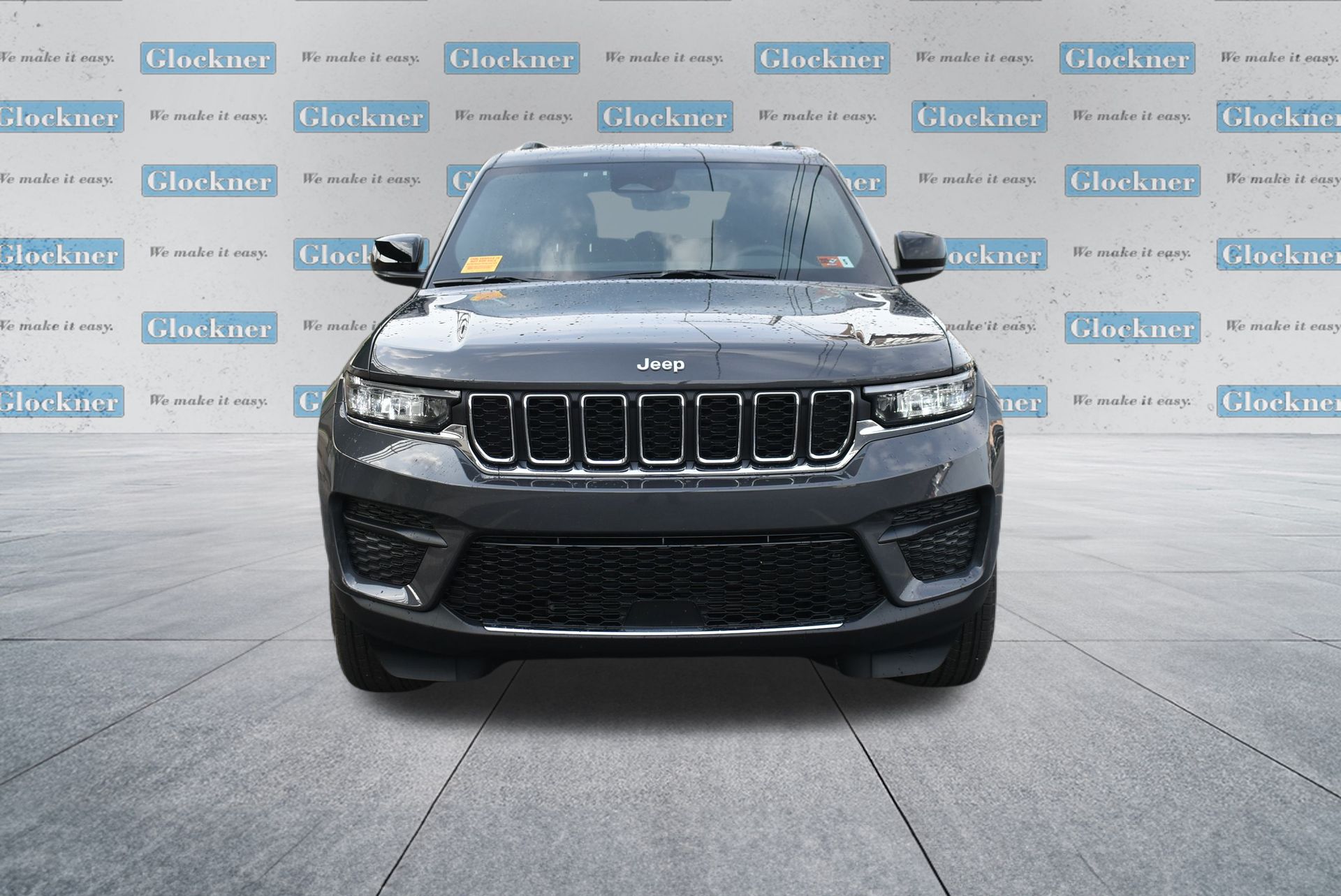 2025 Jeep Grand Cherokee Laredo X photo 2