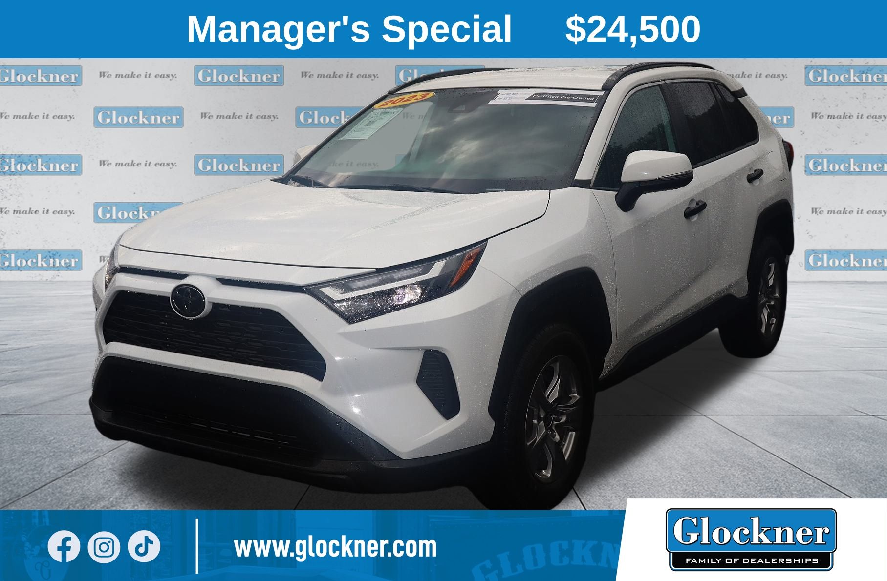 2023 Toyota RAV4 XLE's photo