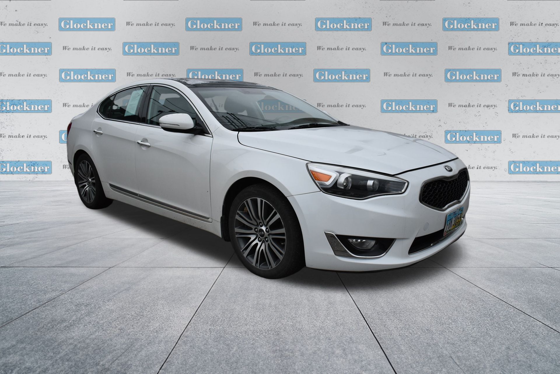 2014 Kia Cadenza Premium photo 3