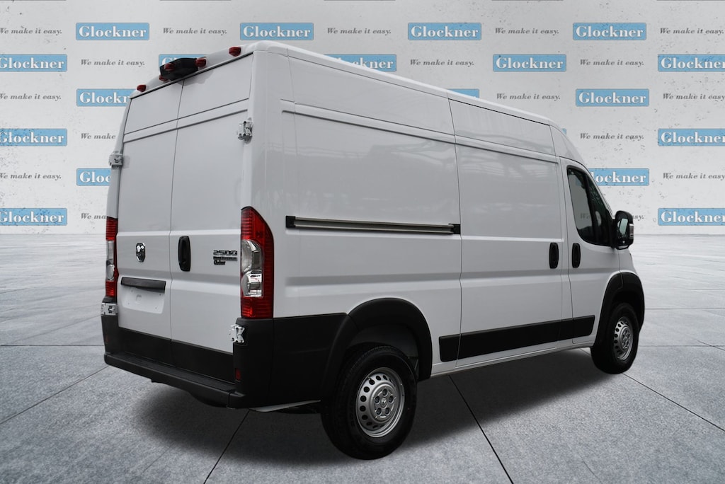 2026 Ram ProMaster 2500 Cargo Van photo 2