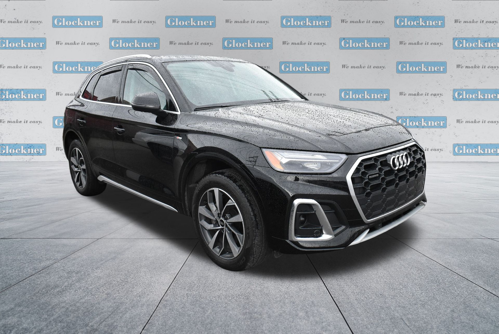 2023 Audi Q5 45 S line Premium photo 2