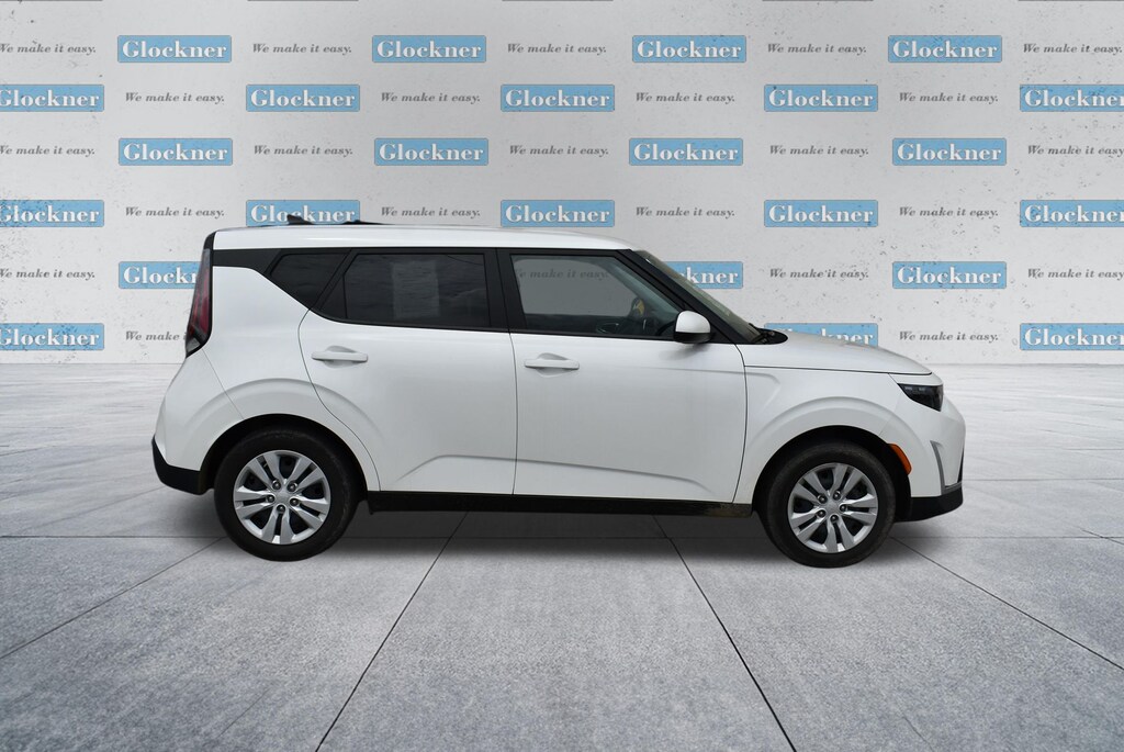 Used 2023 Kia Soul LX Hatchback