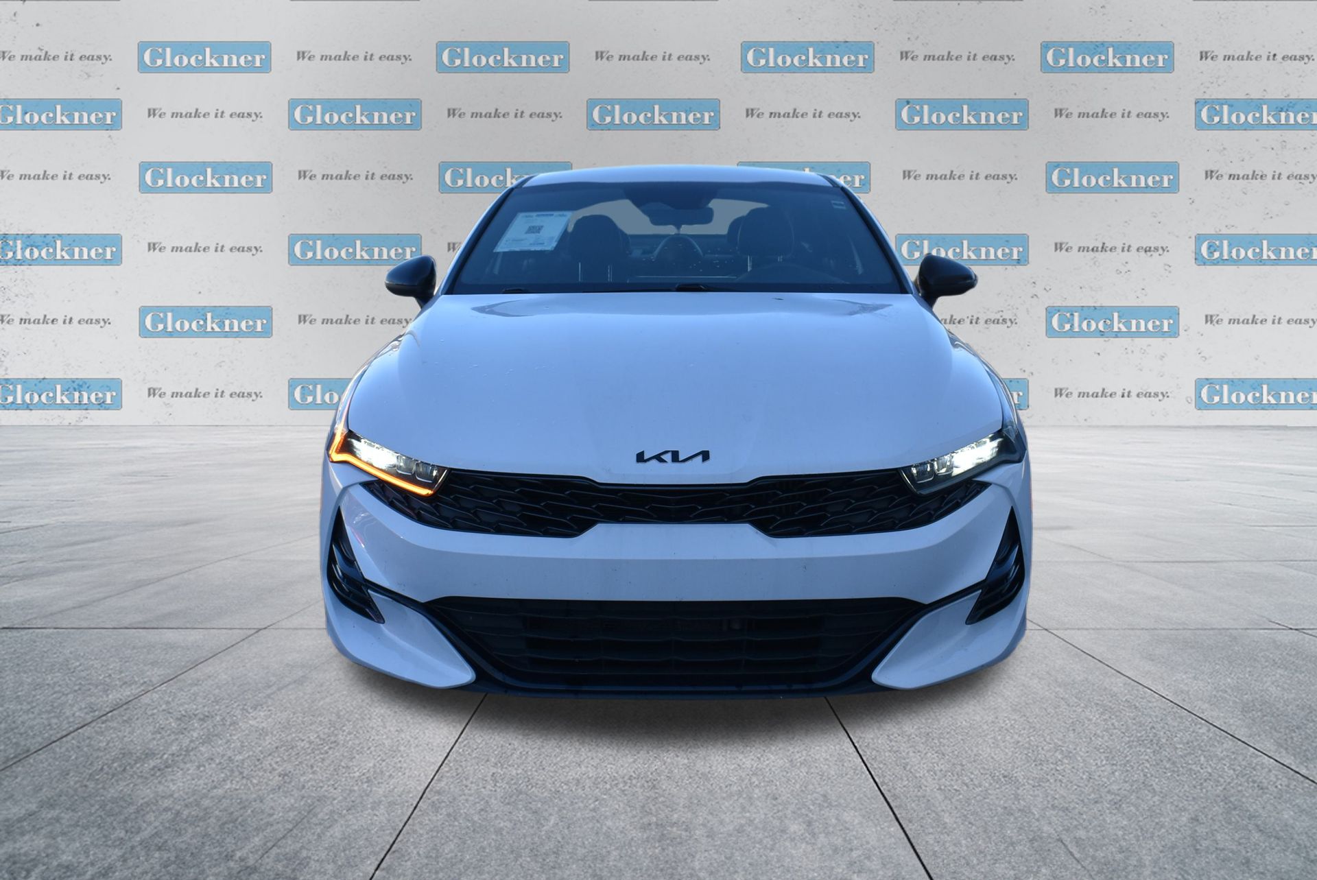 2022 Kia K5 GT-Line photo 2