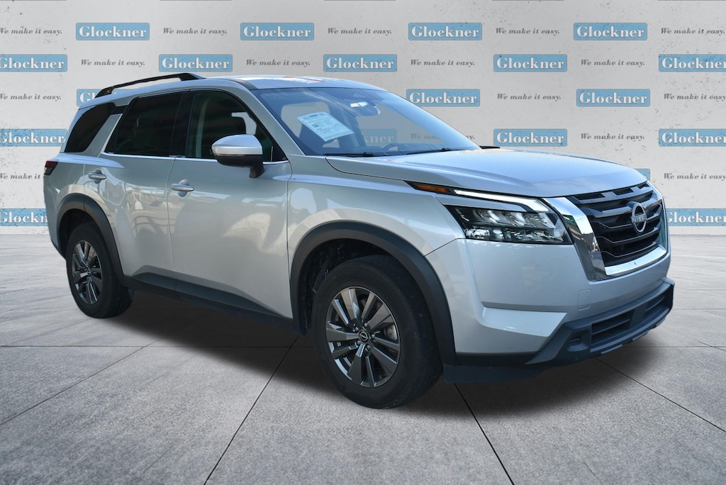 Used 2025 Nissan Pathfinder SV SUV