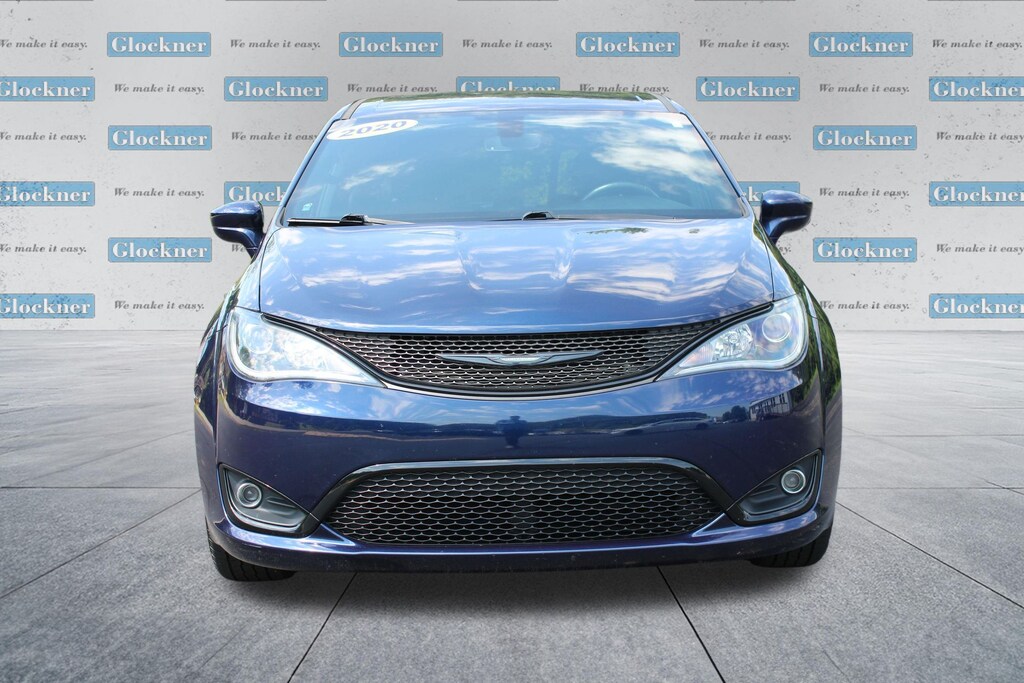 Used 2020 Chrysler Pacifica Touring Minivan/Van