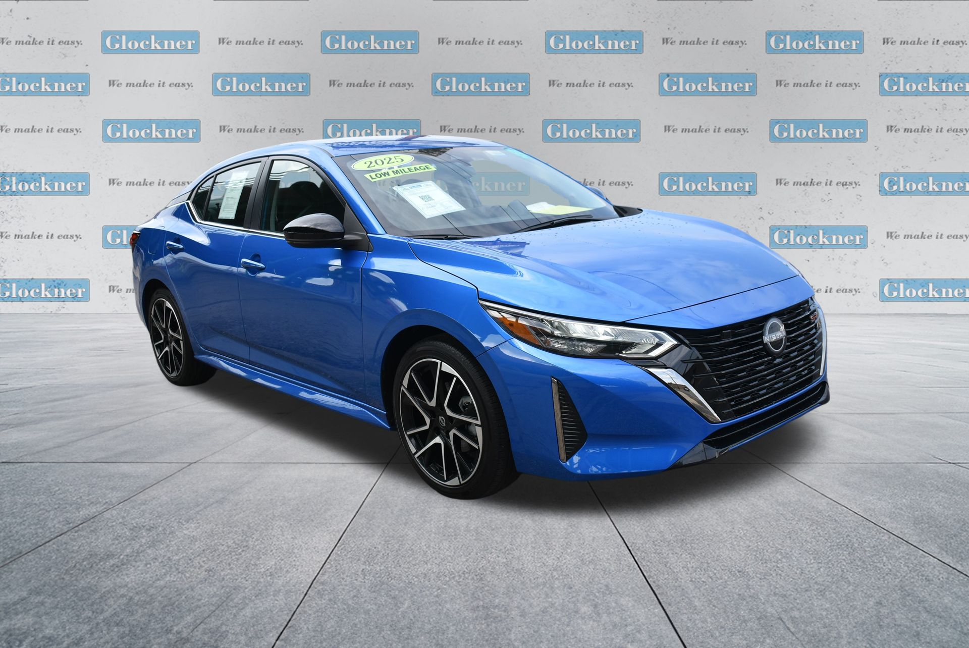 2025 Nissan Sentra SR photo 3