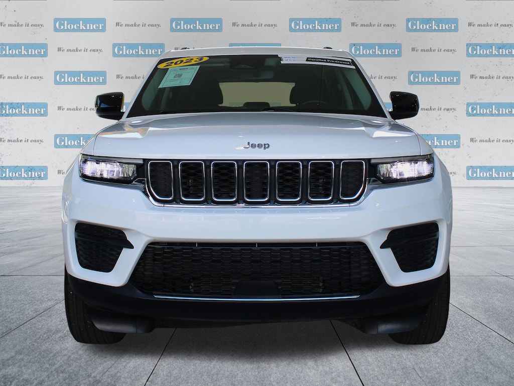 Used 2023 Jeep Grand Cherokee Laredo SUV