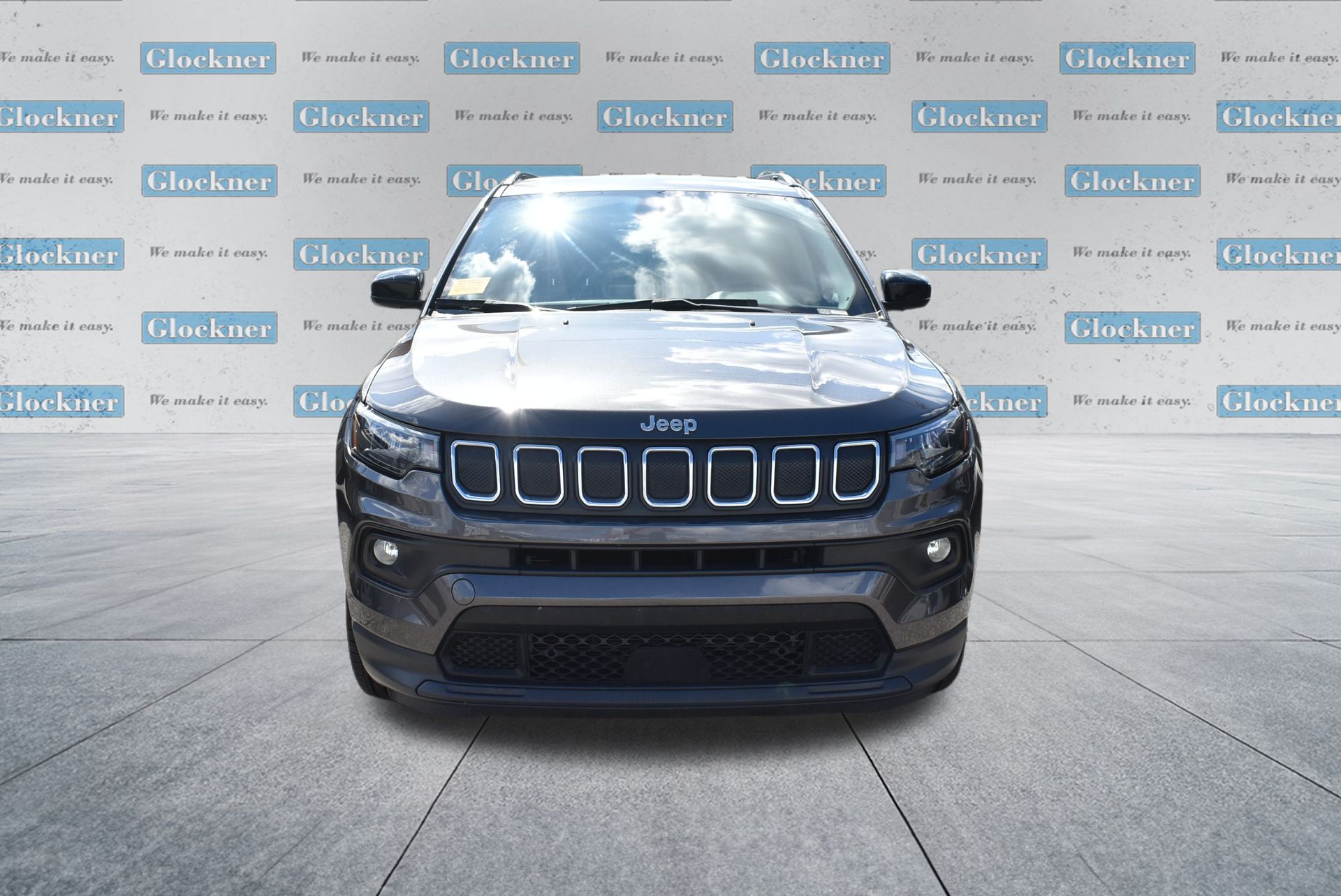 2022 Jeep Compass Latitude Lux photo 2