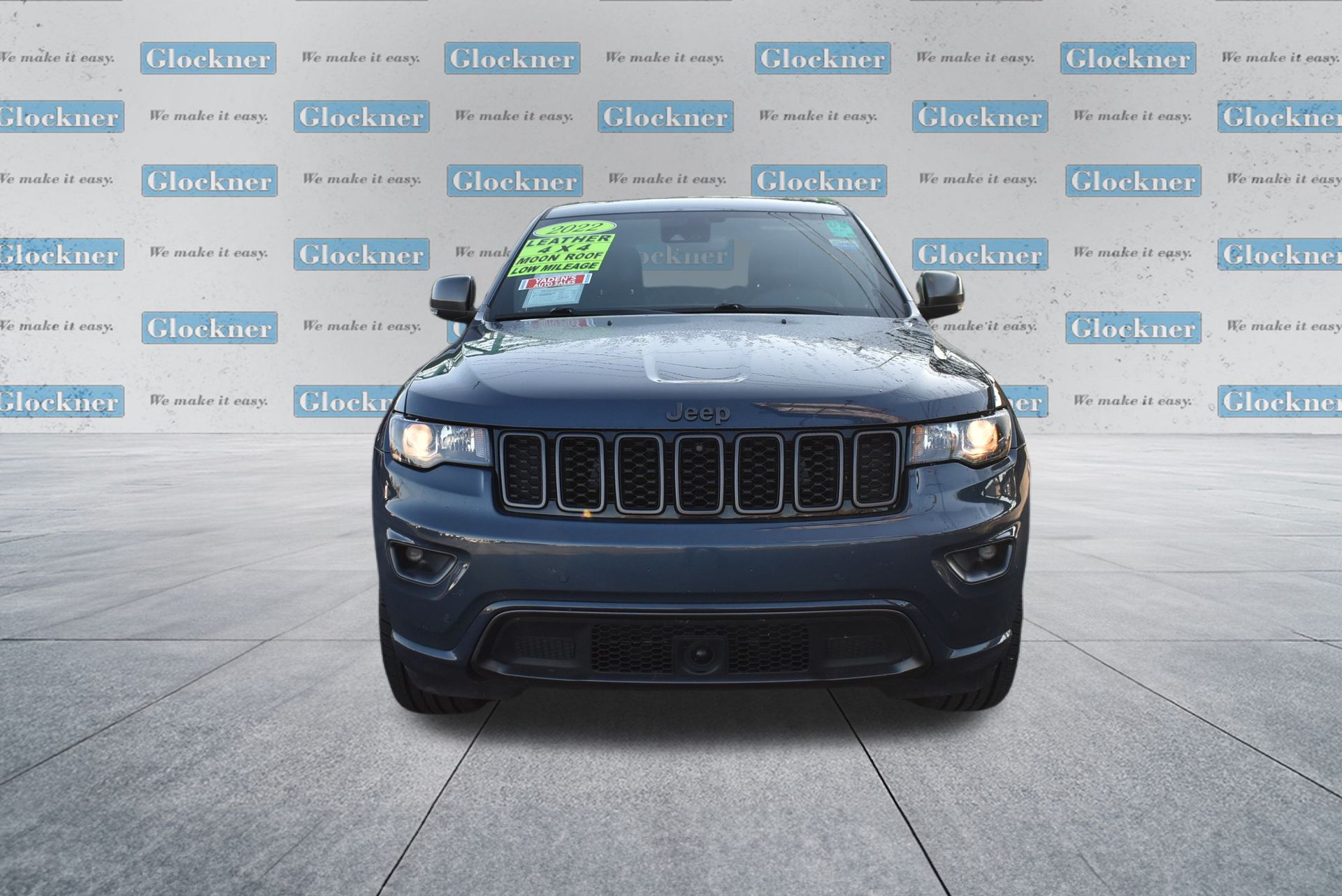 2021 Jeep Grand Cherokee Anniversary Edition photo 2