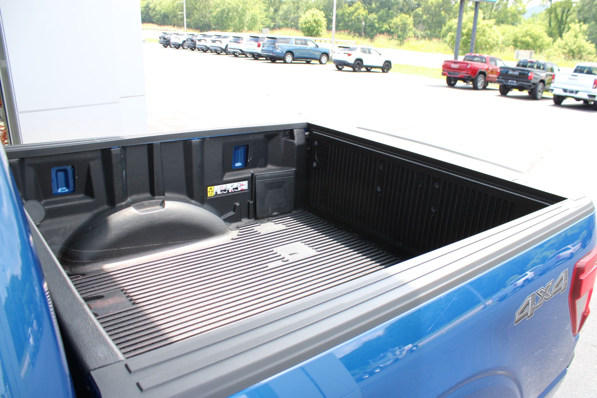 2024 Ford F-150 XLT - Photo 13