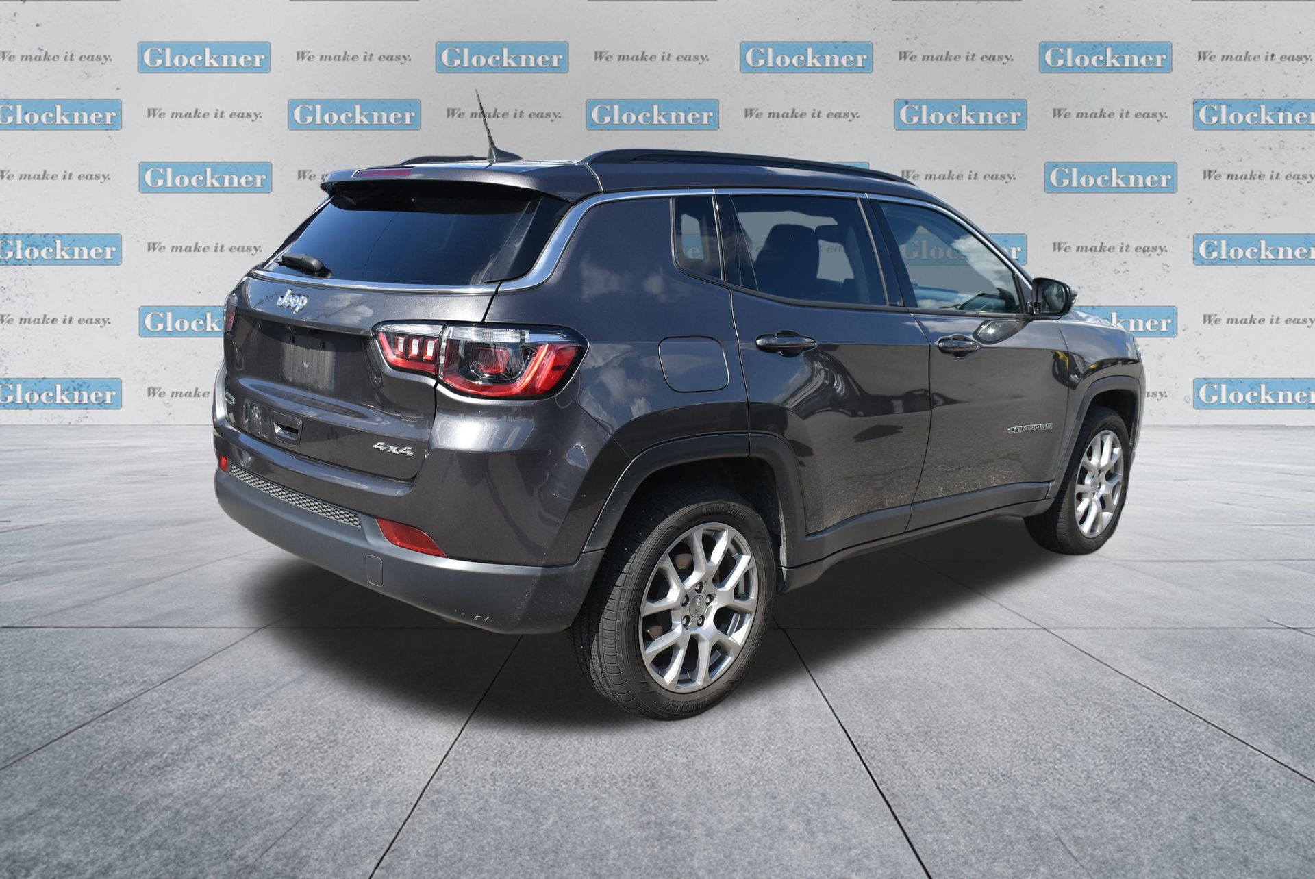 2022 Jeep Compass Latitude Lux photo 4