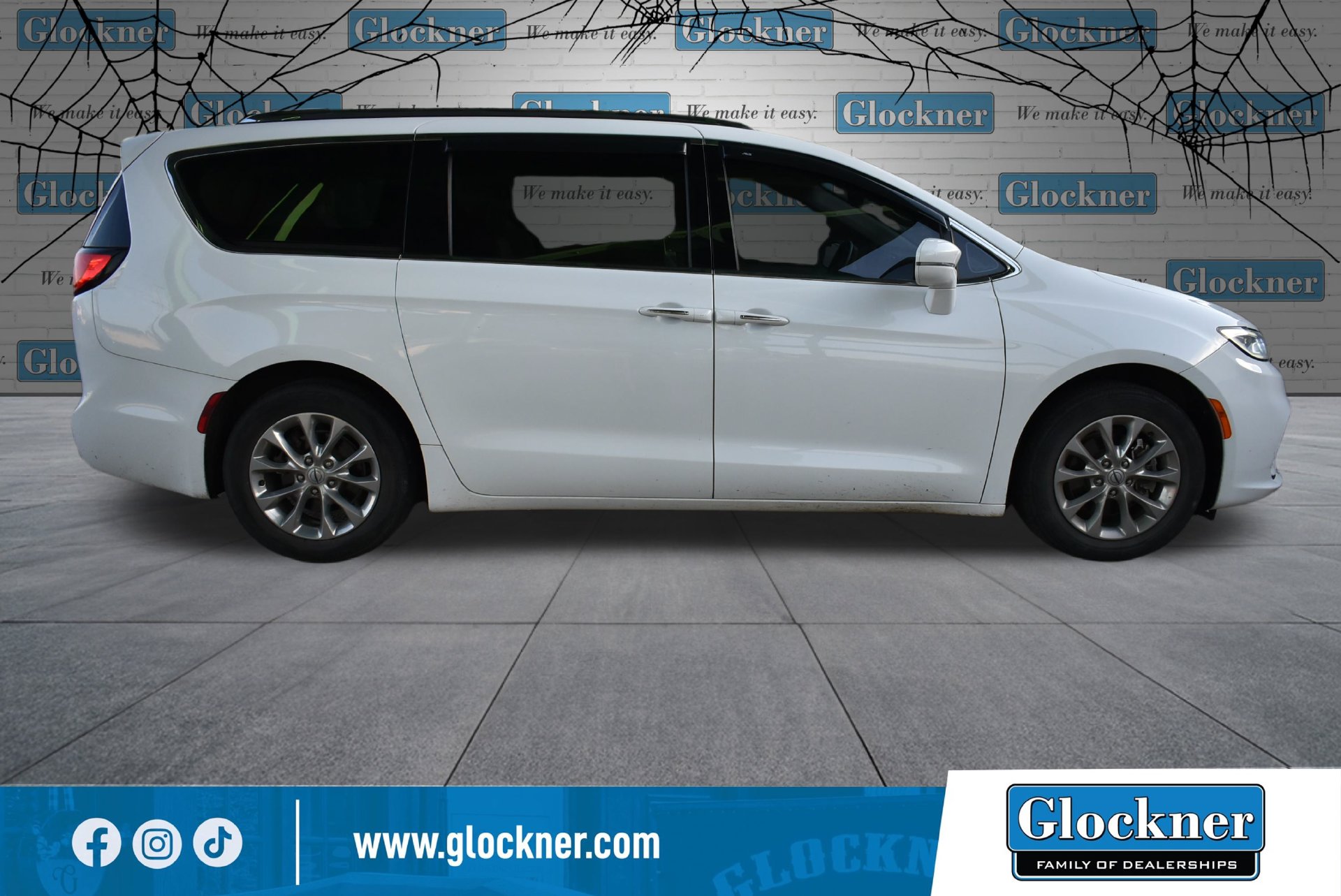 Used 2021 Chrysler Pacifica Touring L Minivan/Van