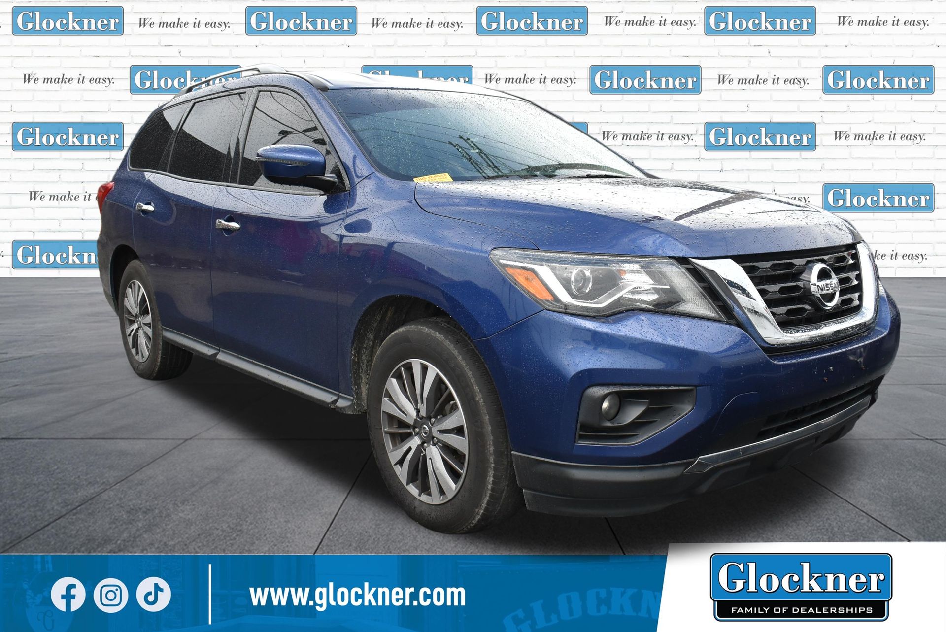 Used 2017 Nissan Pathfinder SV with VIN 5N1DR2MMXHC638195 for sale in Ashland, KY