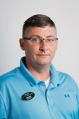 Staff member Kenny Moreland from ID_9e8e00b55db3